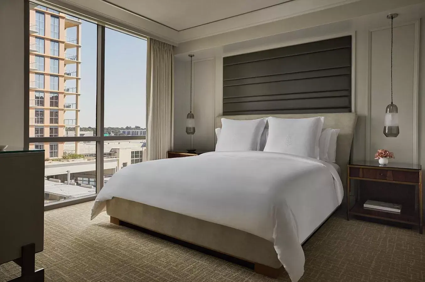 Photo of the whole room, Bed in Four Seasons Hotel Austin