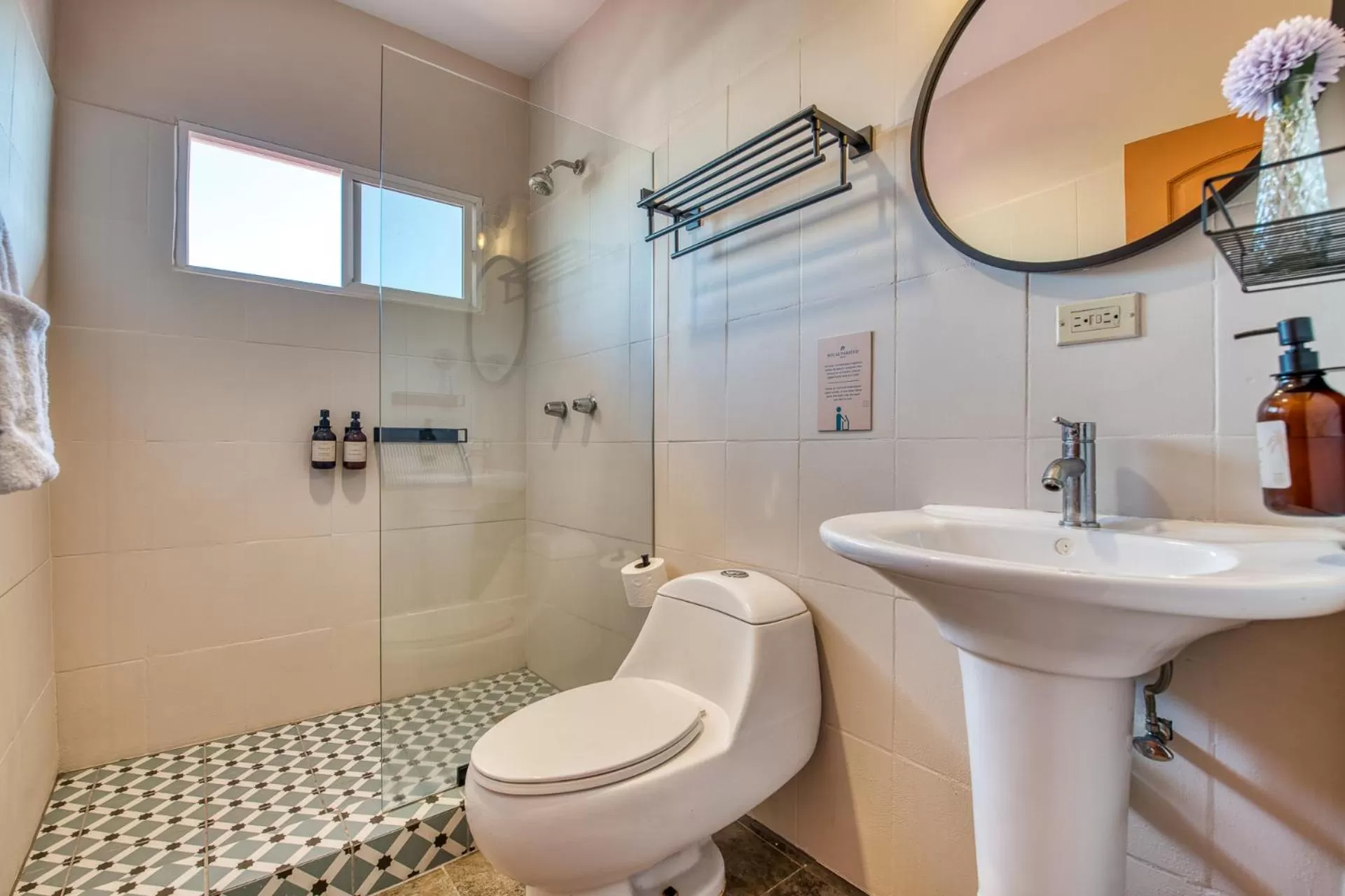 Bathroom in Bocas Paradise Hotel