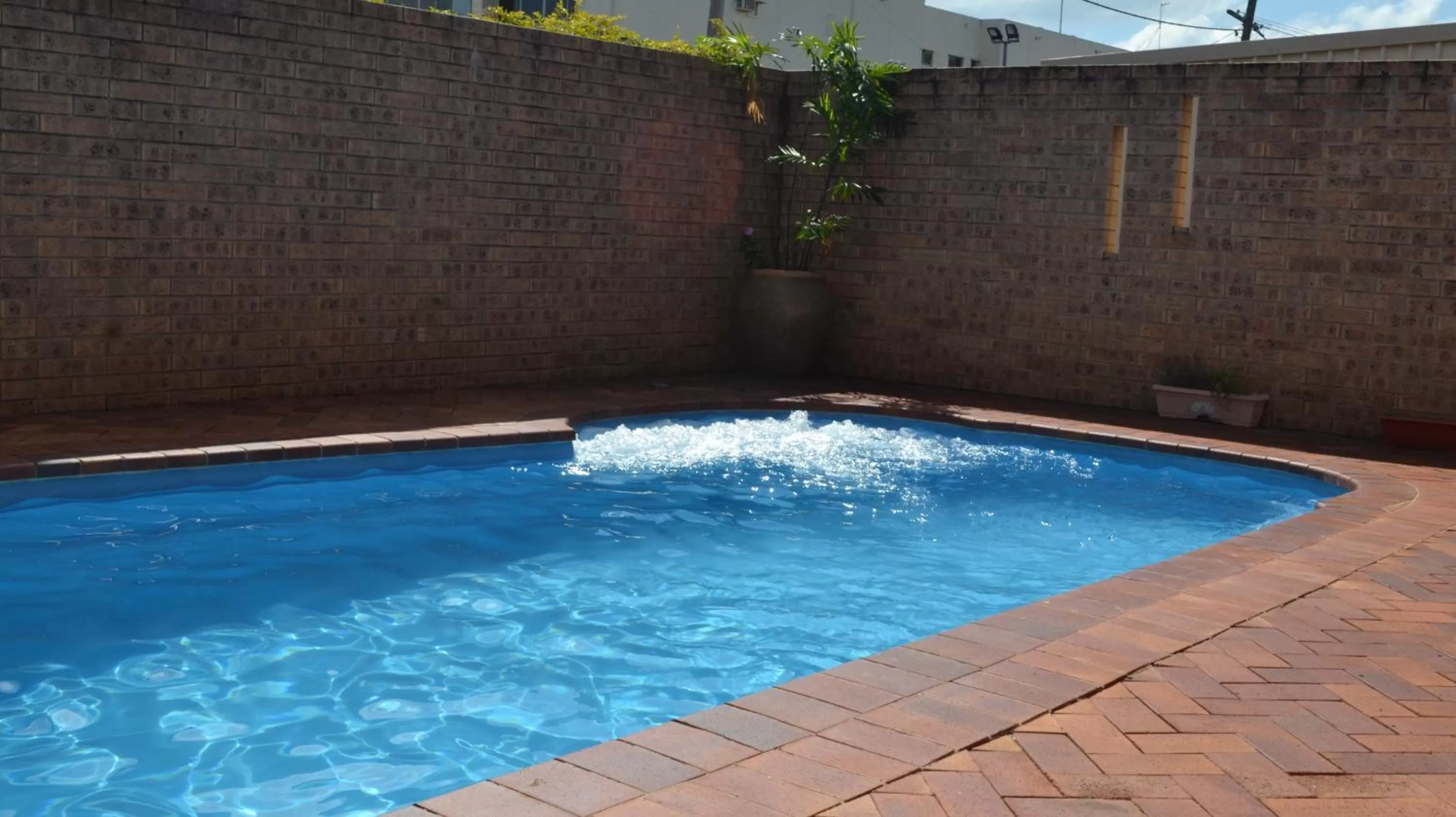 Swimming pool in Matilda Motel