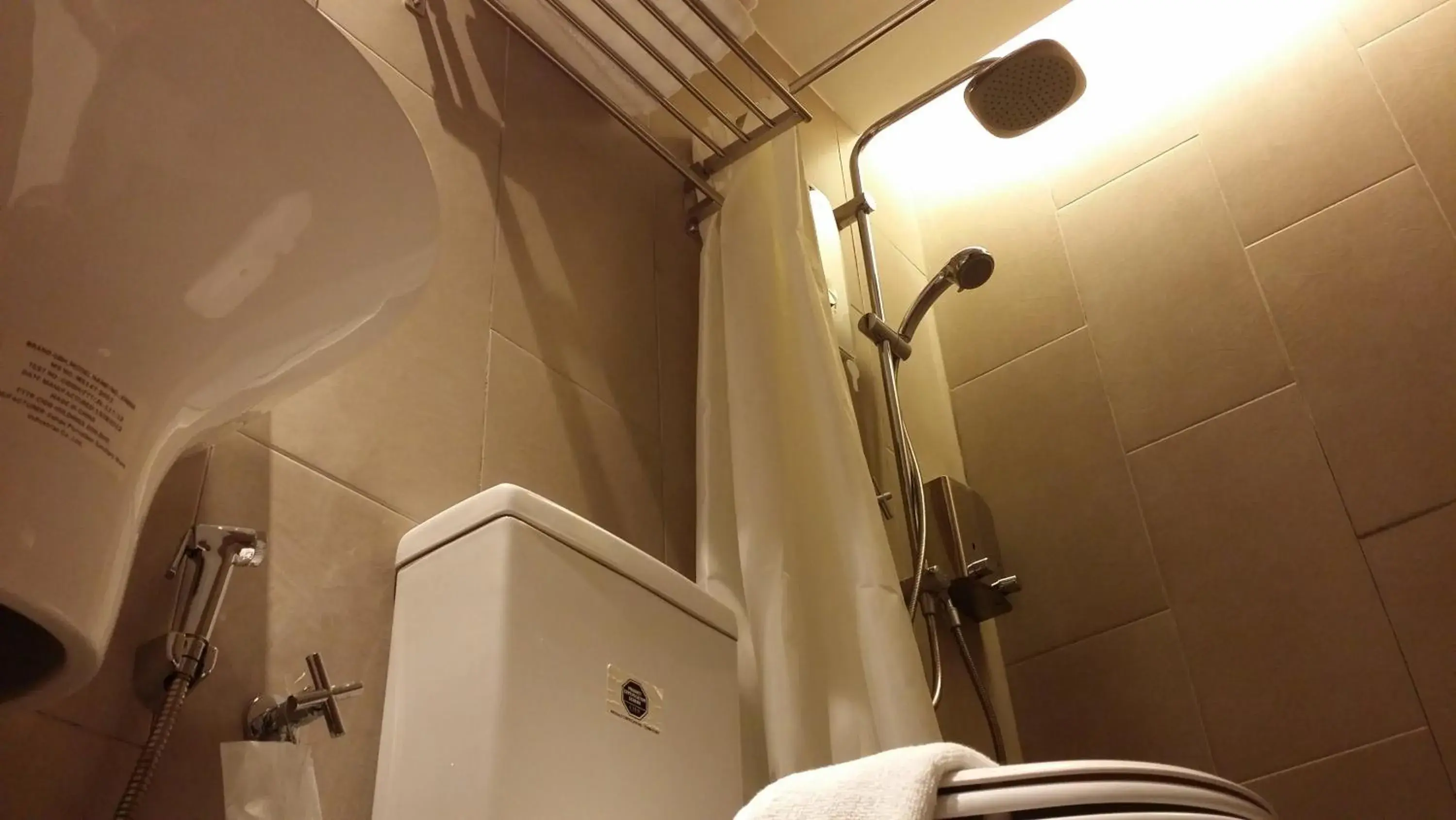 Shower, Bathroom in Go Hotel