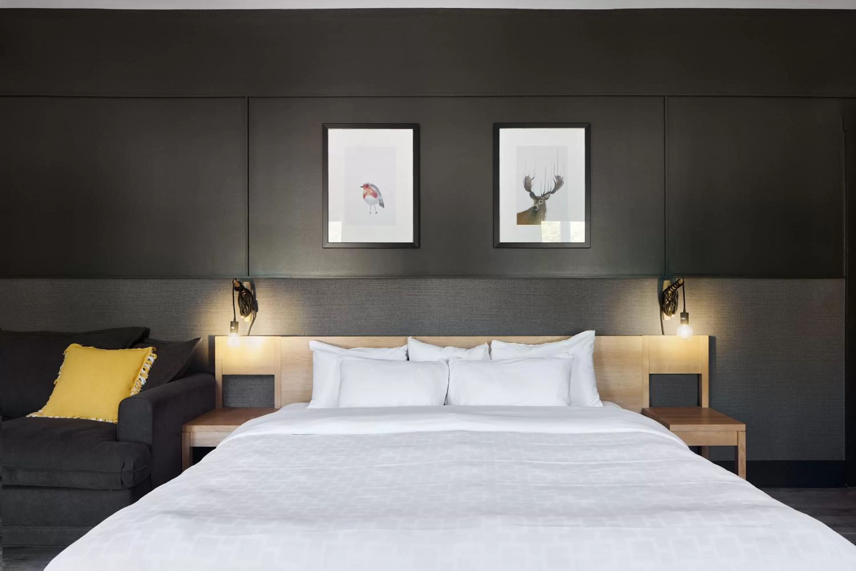 Bedroom, Bed in Espace 4 Saisons