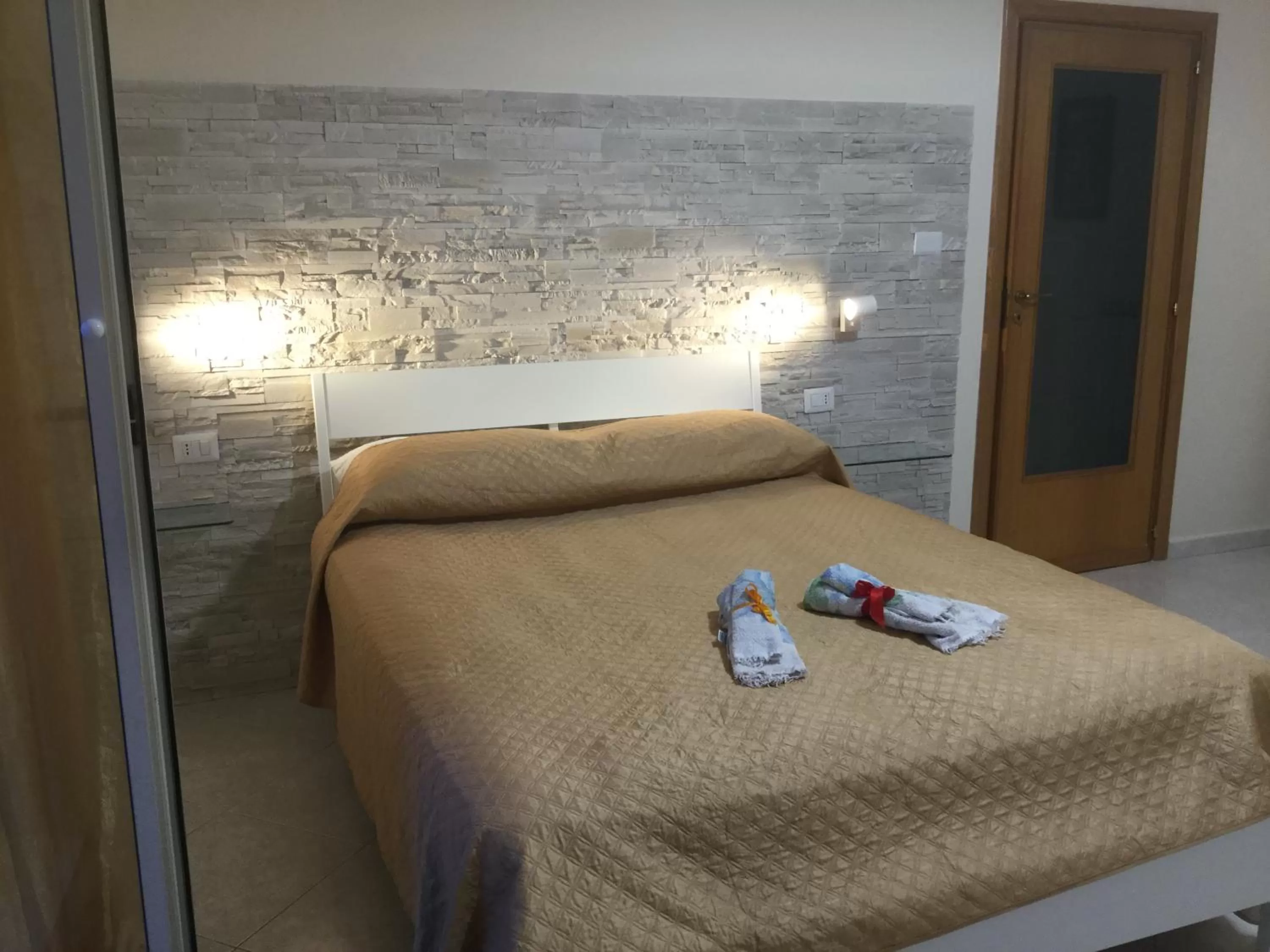 Photo of the whole room, Bed in Maria's home