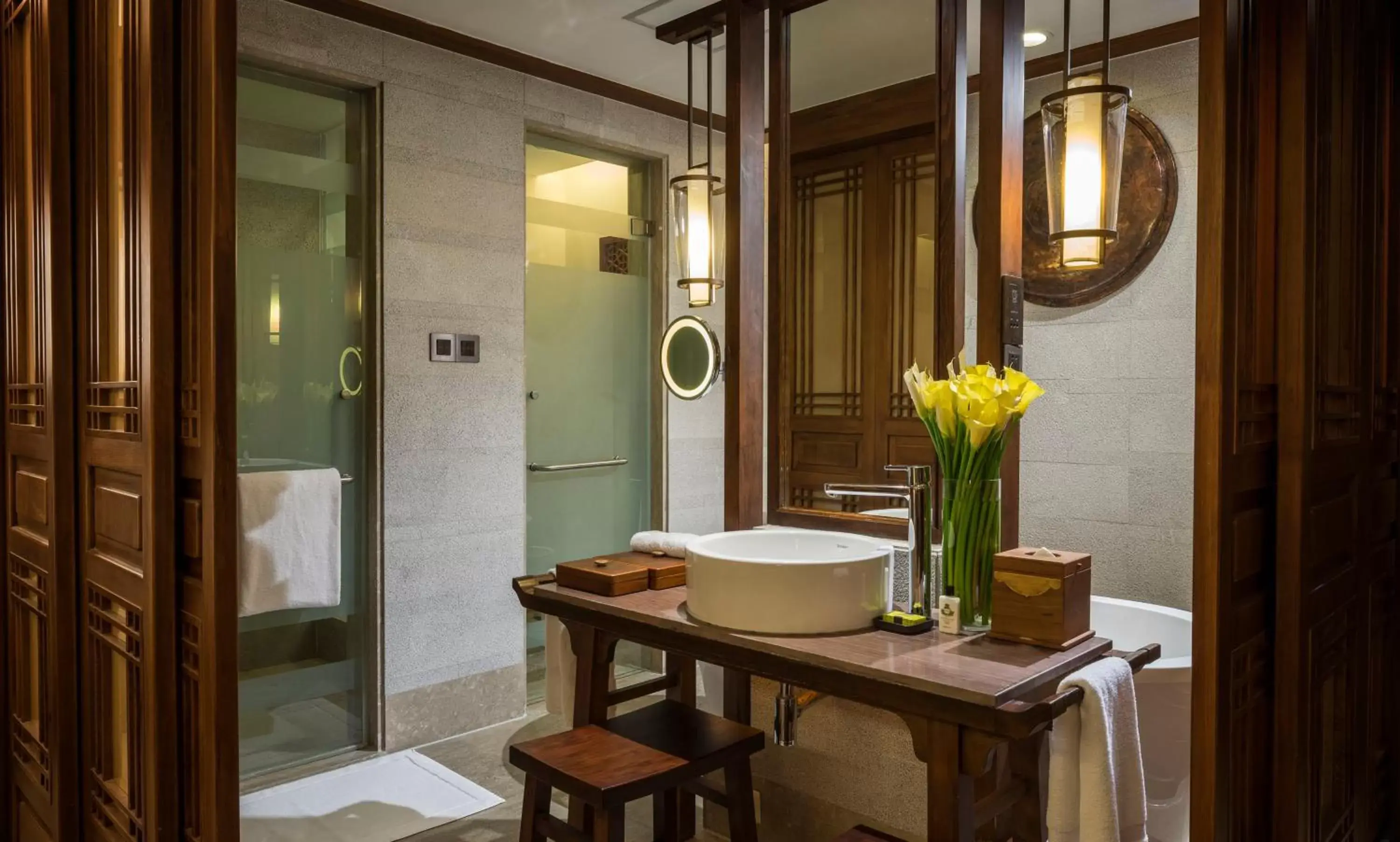 Bathroom in InterContinental Lijiang Ancient Town Resort, an IHG Hotel