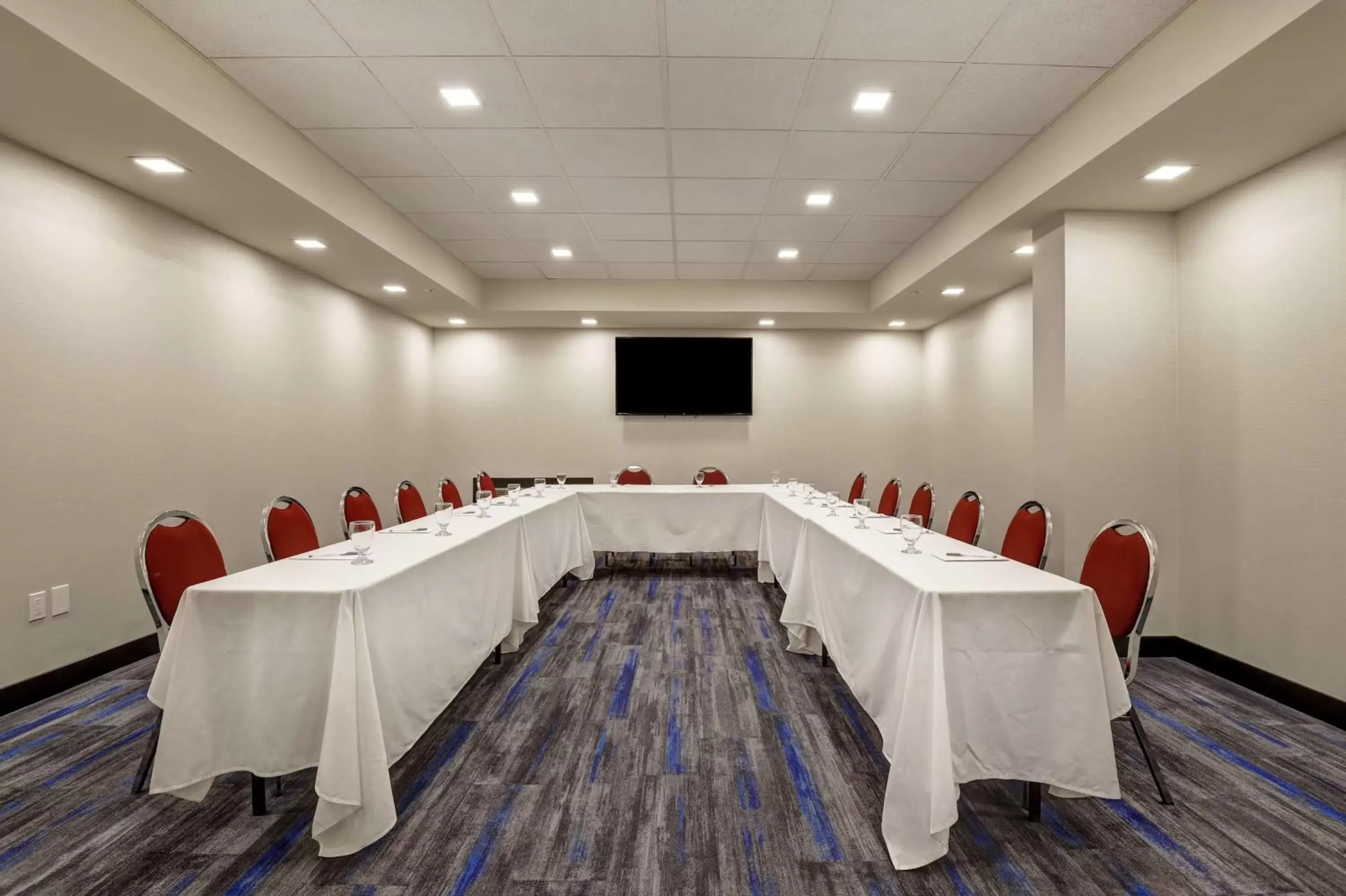 Meeting/conference room in Hampton Inn St. Catharines Niagara