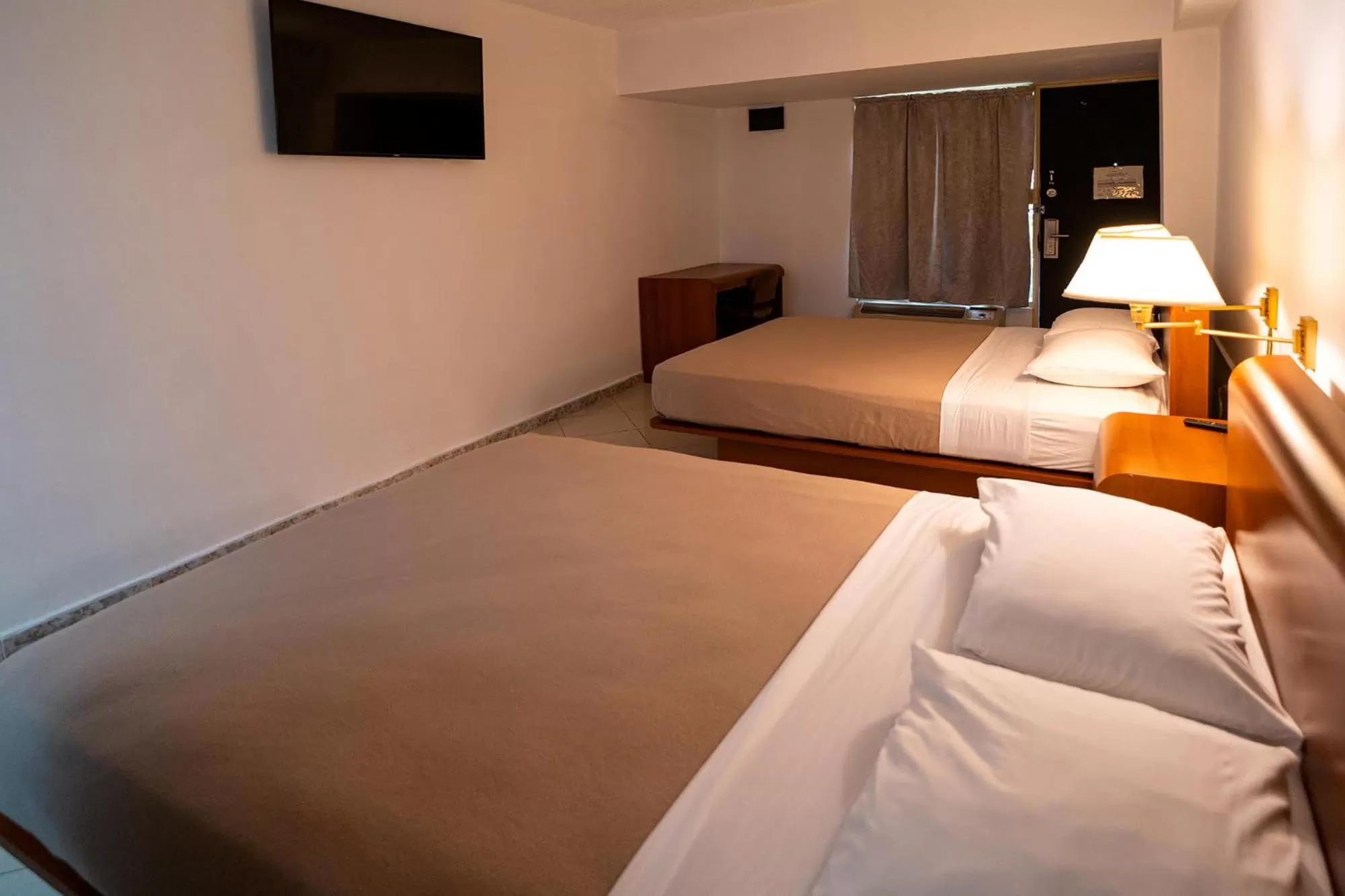 Bedroom, Bed in Solace by the Sea