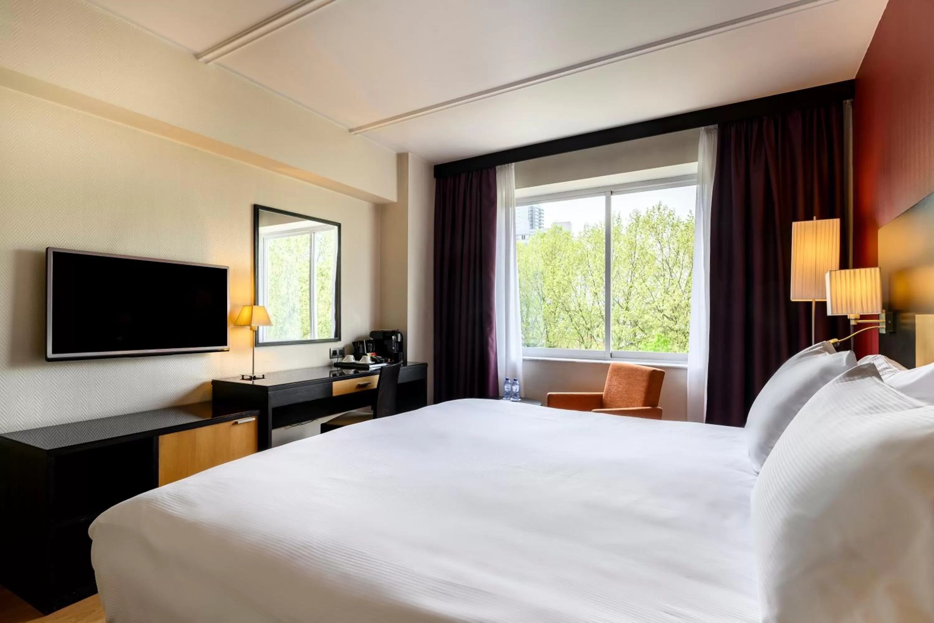 Bedroom, Bed in a&o Brussel Centrum