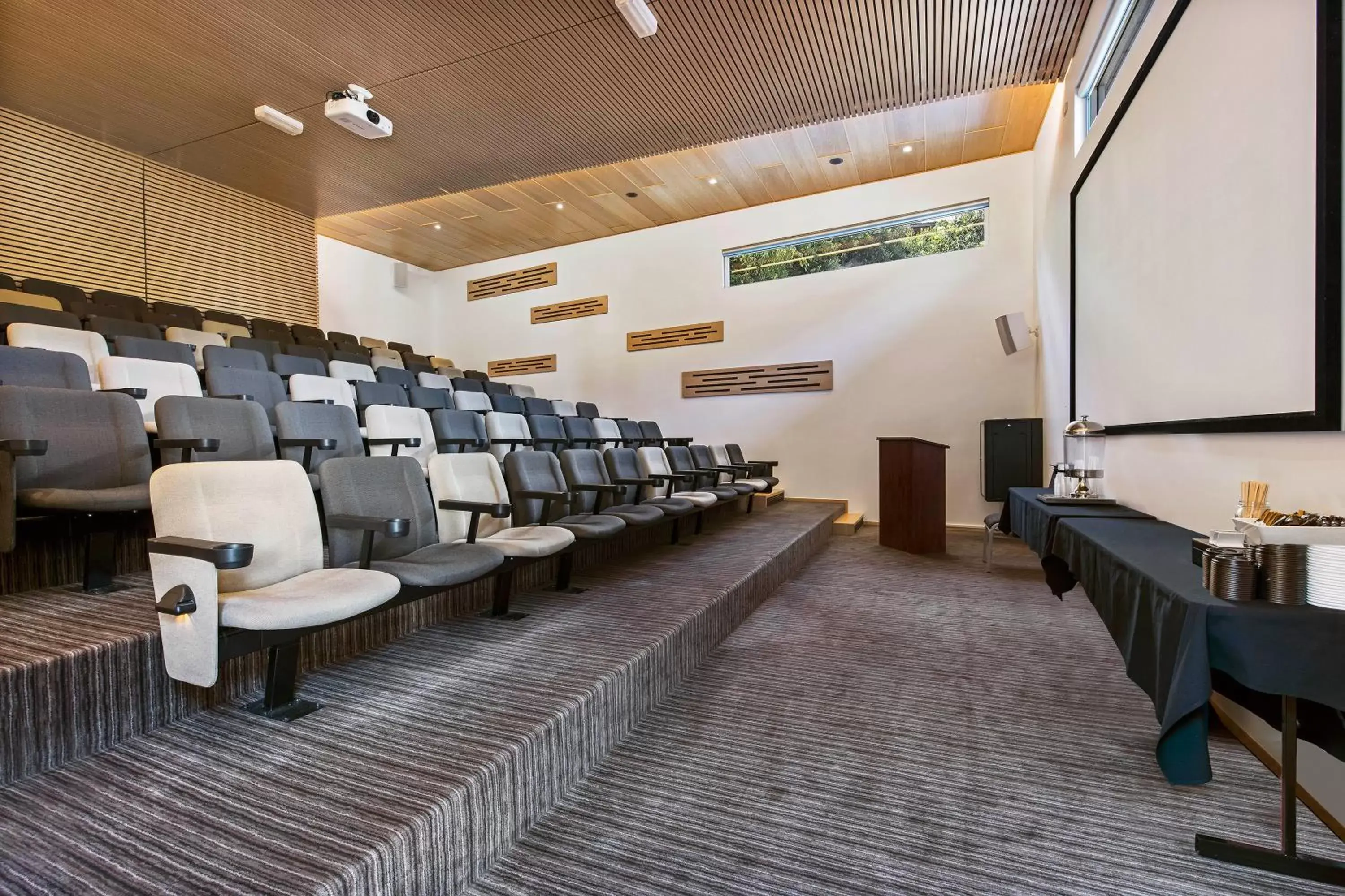 Meeting/conference room in Peppers Noosa Resort and Villas