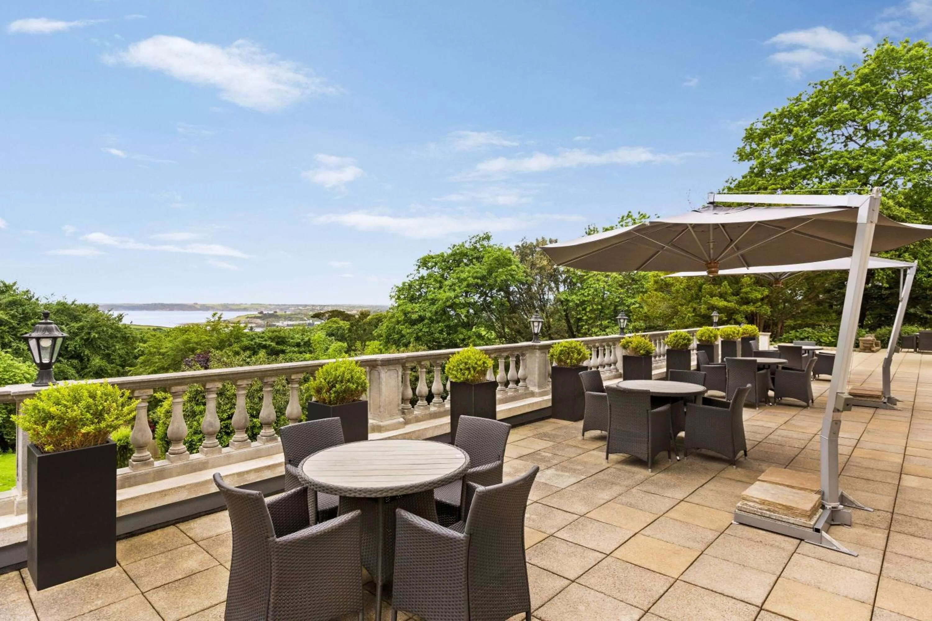 Balcony/Terrace in Trenython Manor Resort