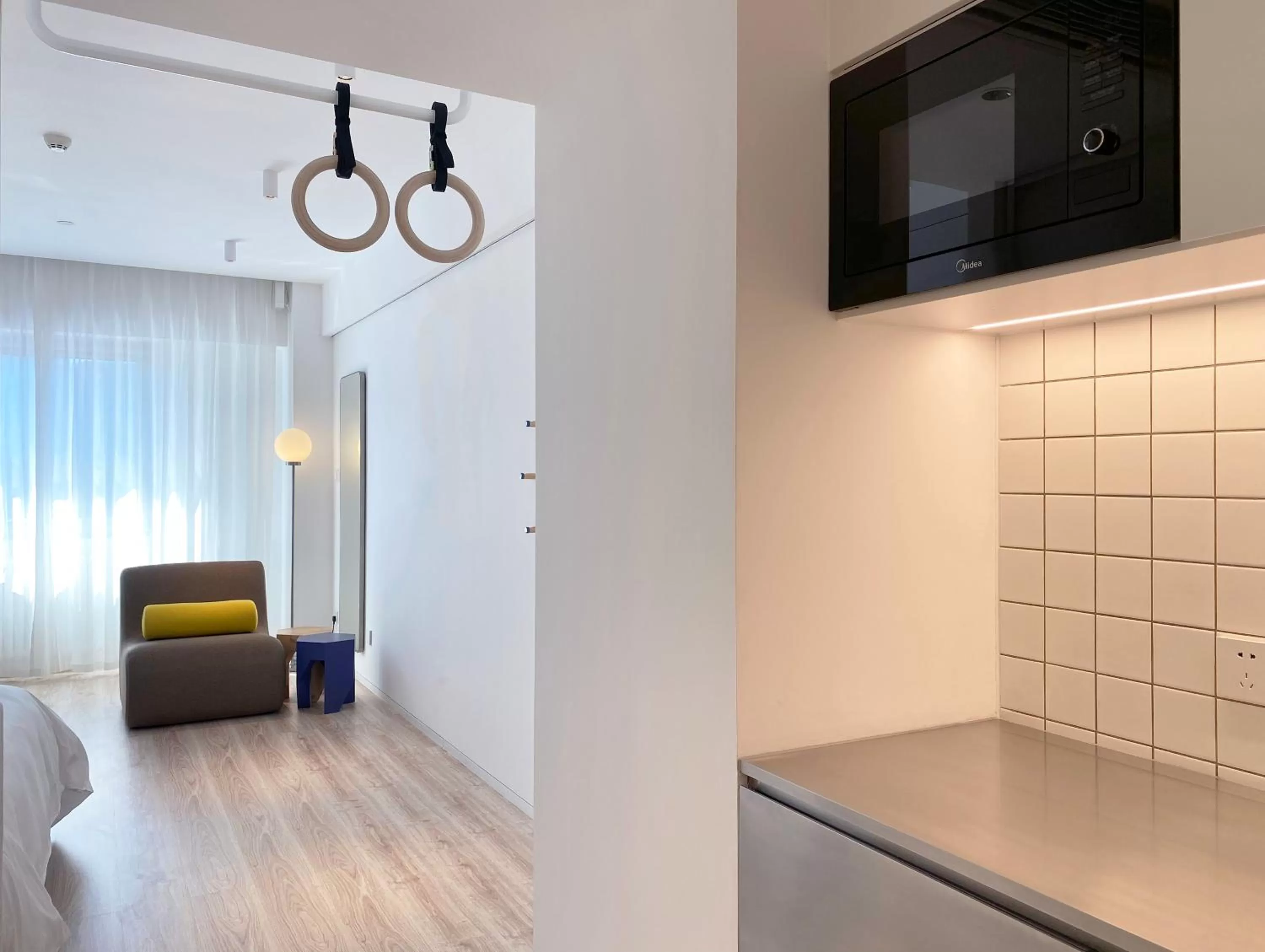 Kitchen or kitchenette in Stey Beijing 798 Art Zone Hotel