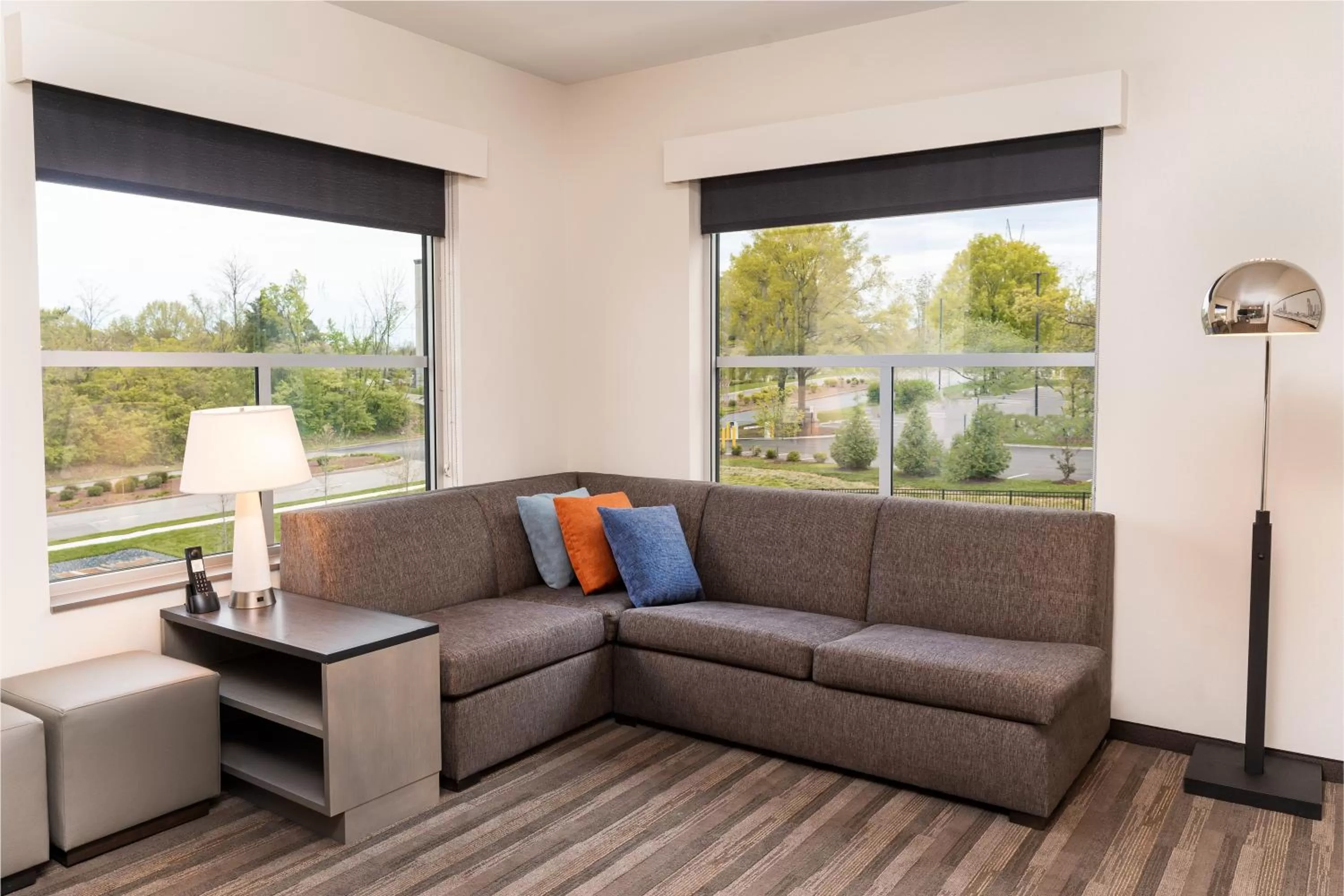 Living room in Hyatt House Nashville Airport