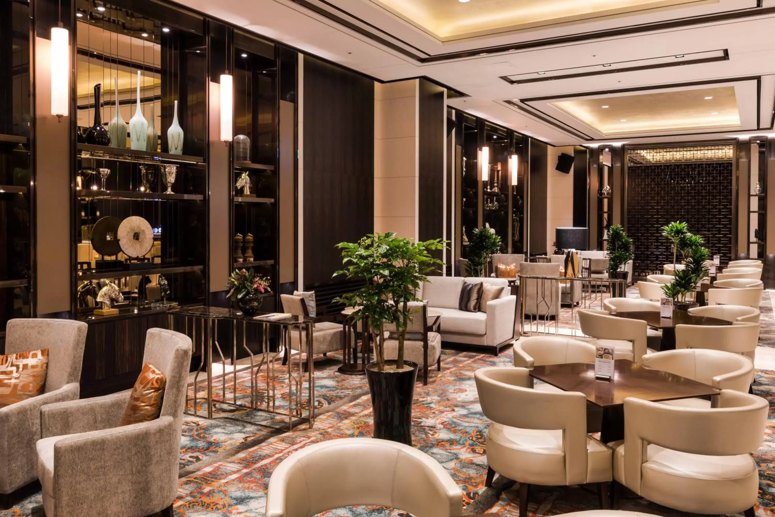 Restaurant/places to eat, Lounge/Bar in Lotte Hotel Busan