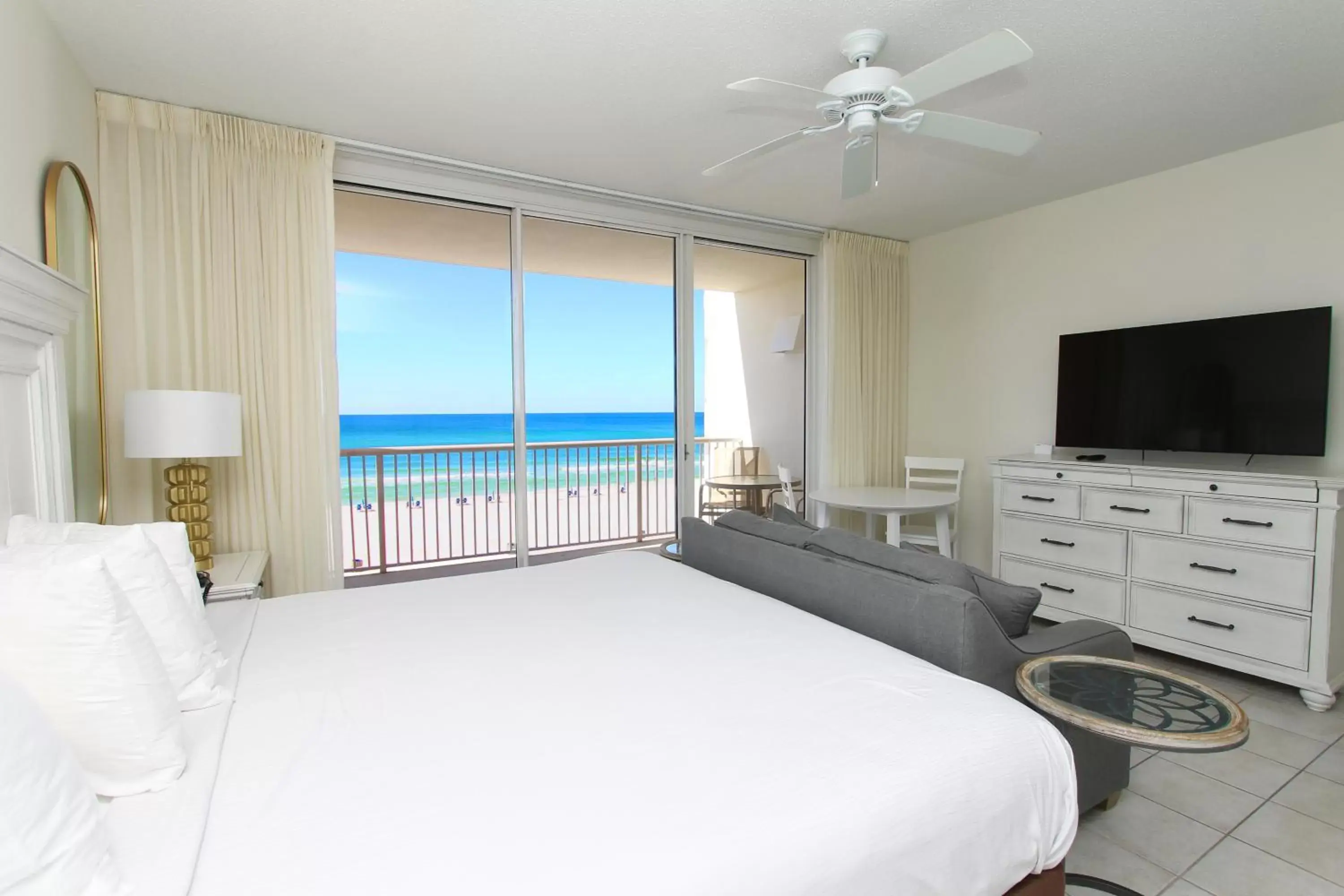 Bed, Sea View in Majestic Beach Resort, Panama City Beach, Fl
