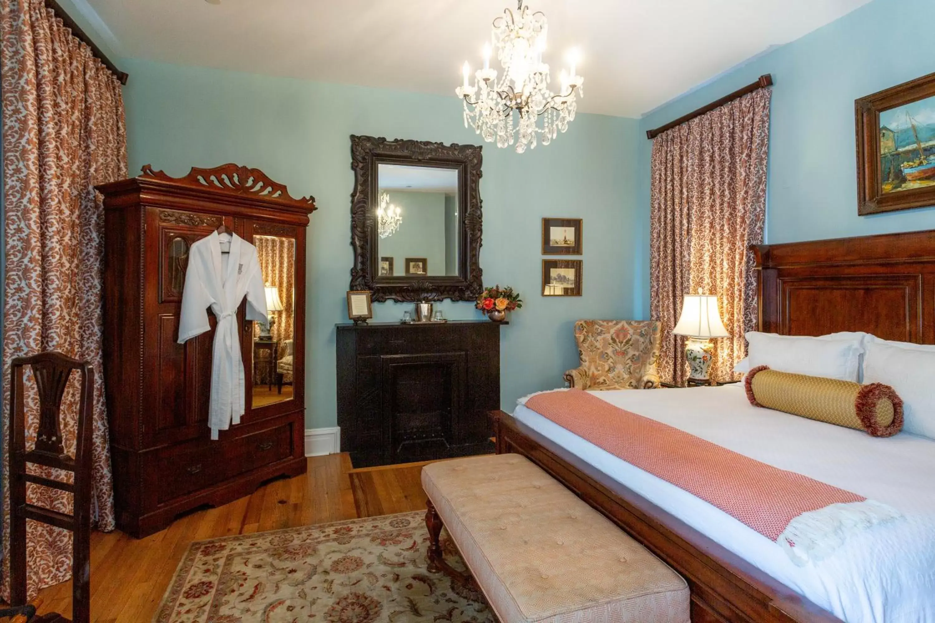 Bedroom, Bed in Kehoe House, Historic Inns of Savannah Collection