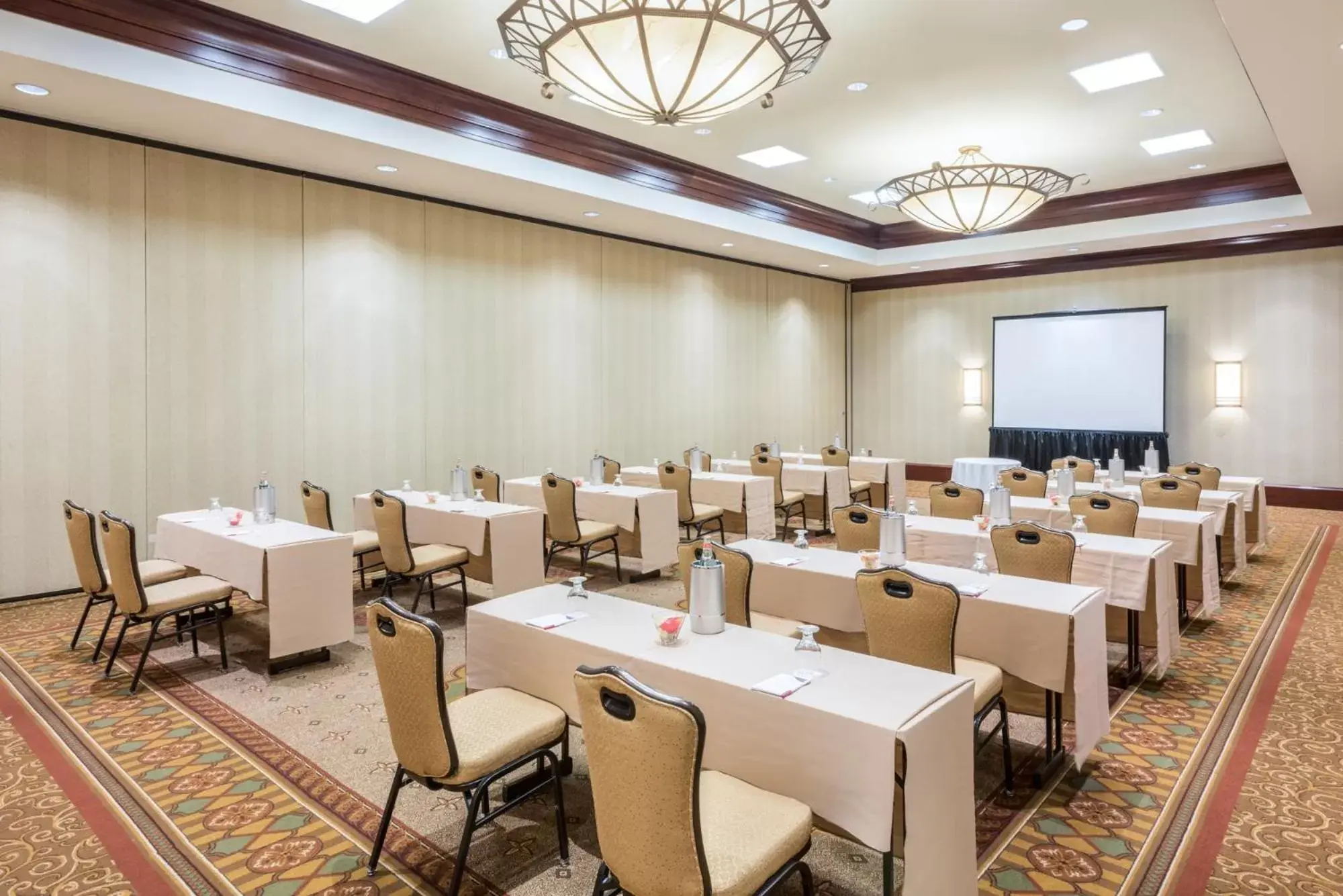 Meeting/conference room in Crowne Plaza Providence-Warwick (Airport), an IHG Hotel