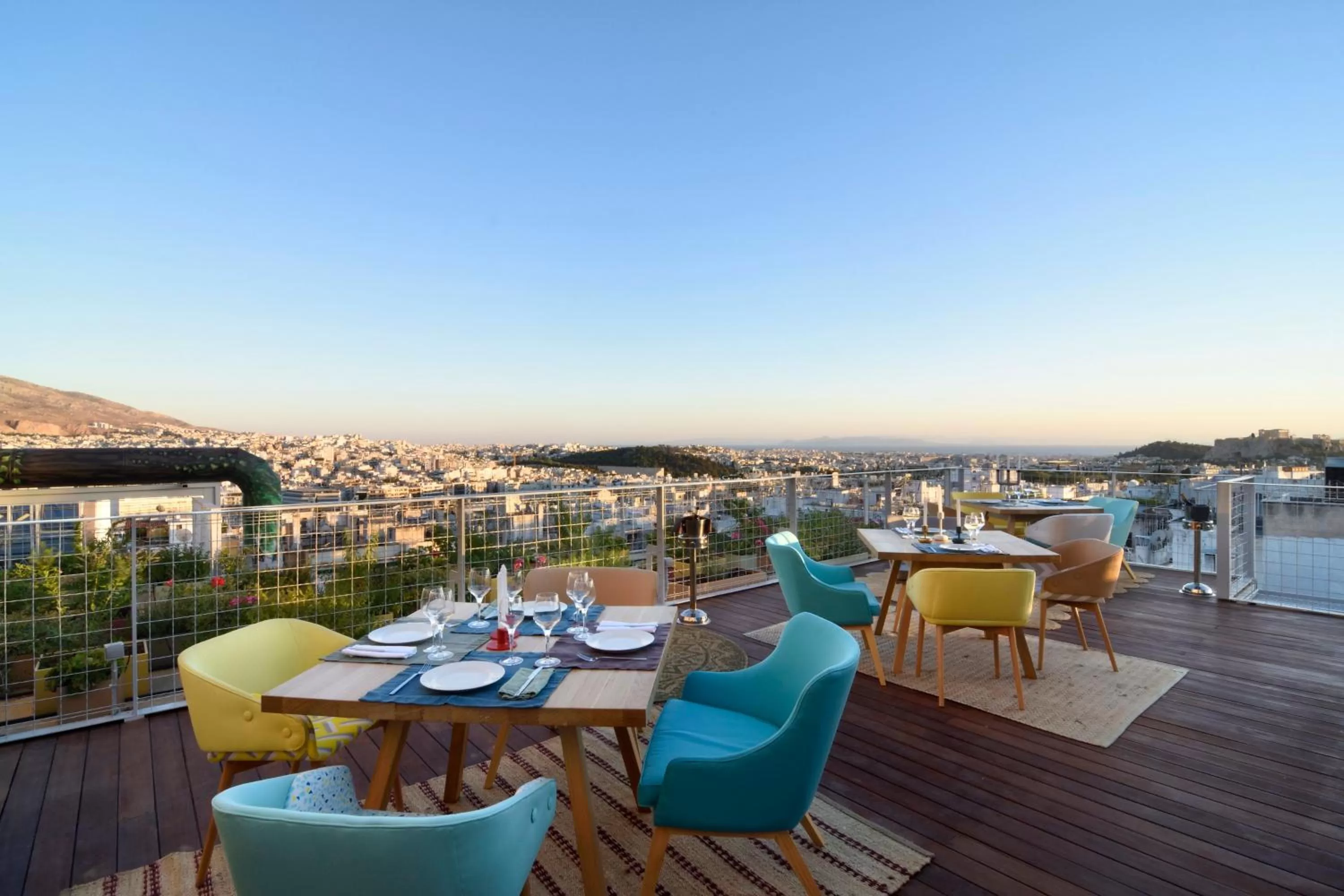 Restaurant/places to eat in Coco-Mat Hotel Athens