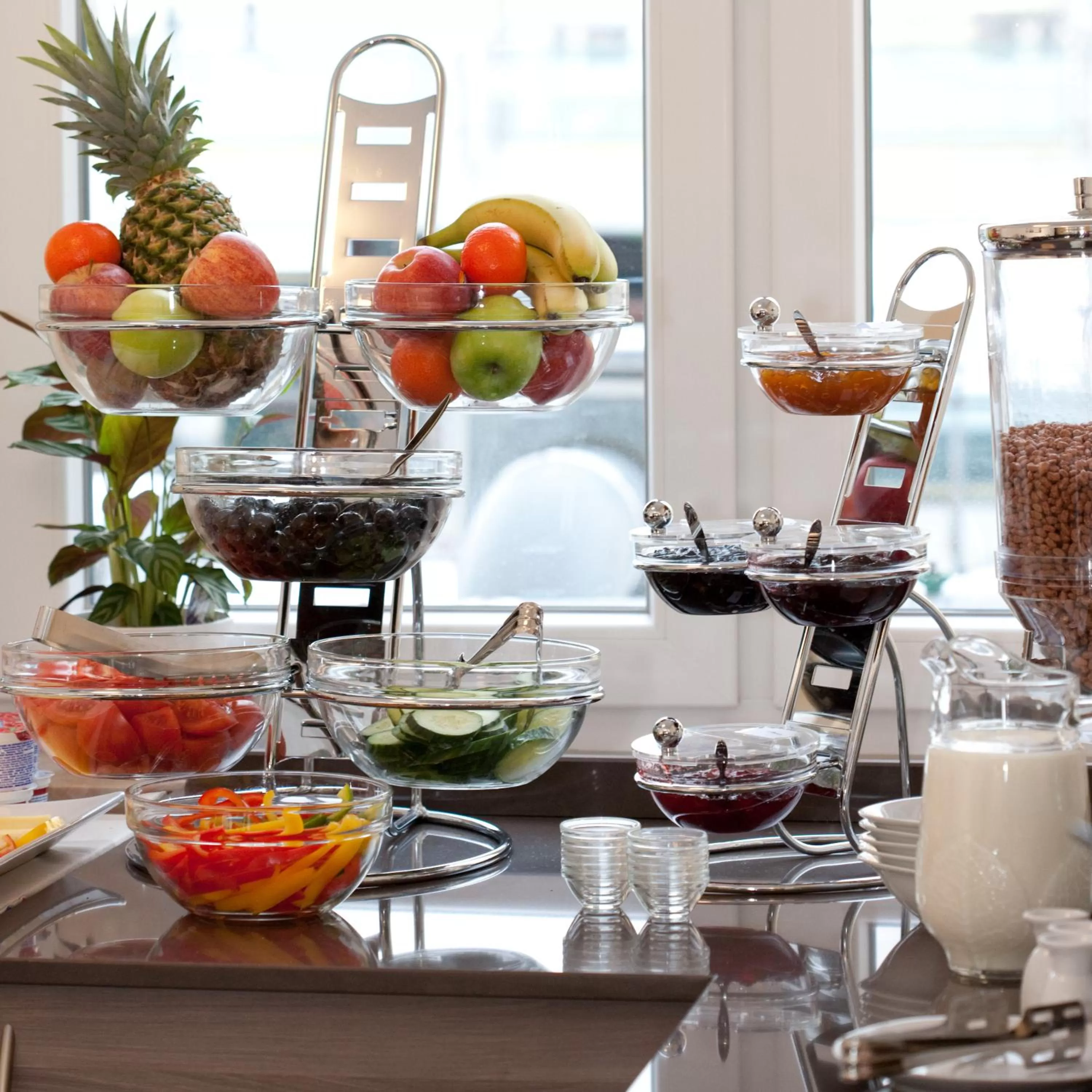 Food and drinks in Hotel City Panorama