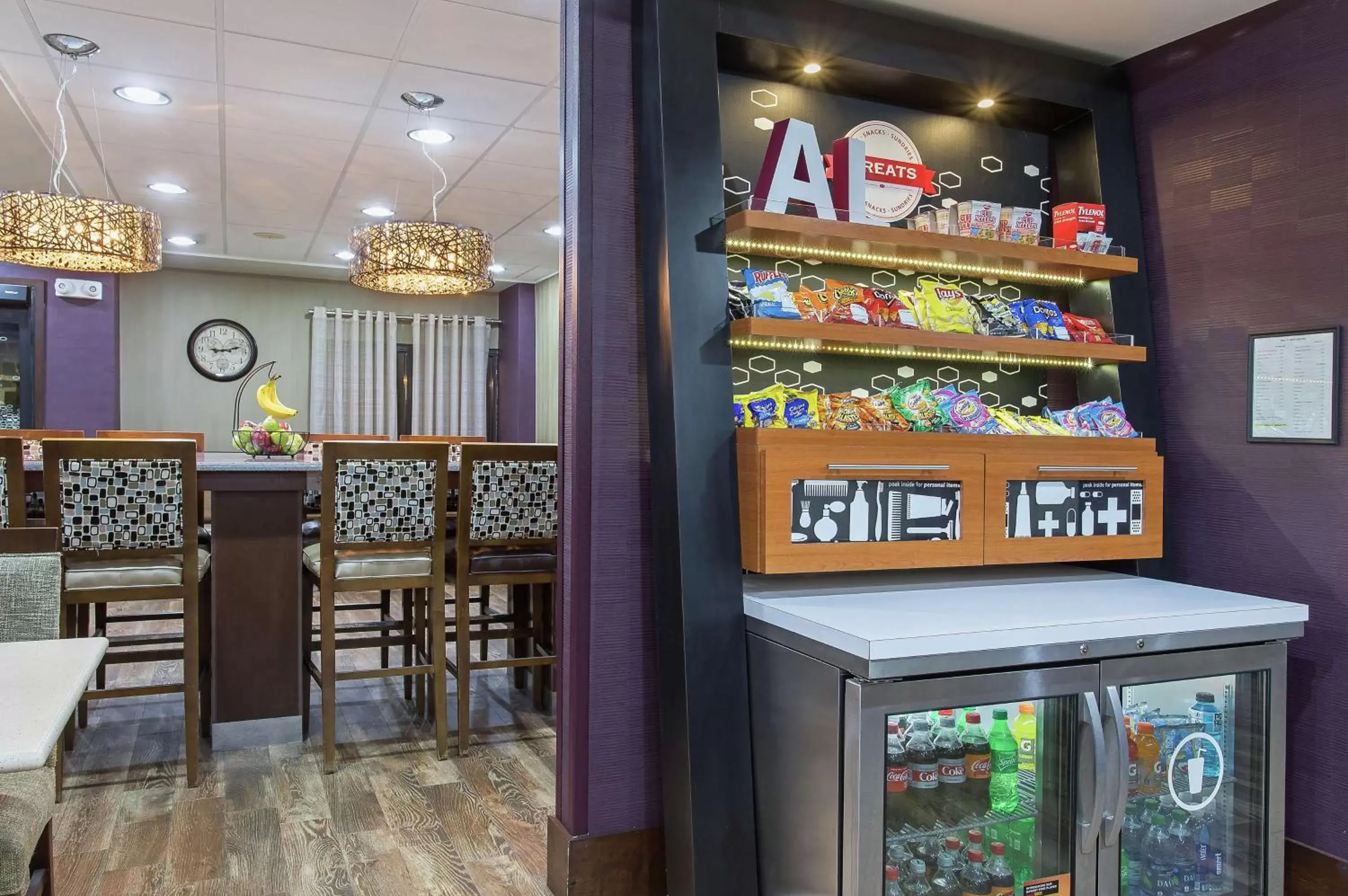 Dining area in Hampton Inn Cullman