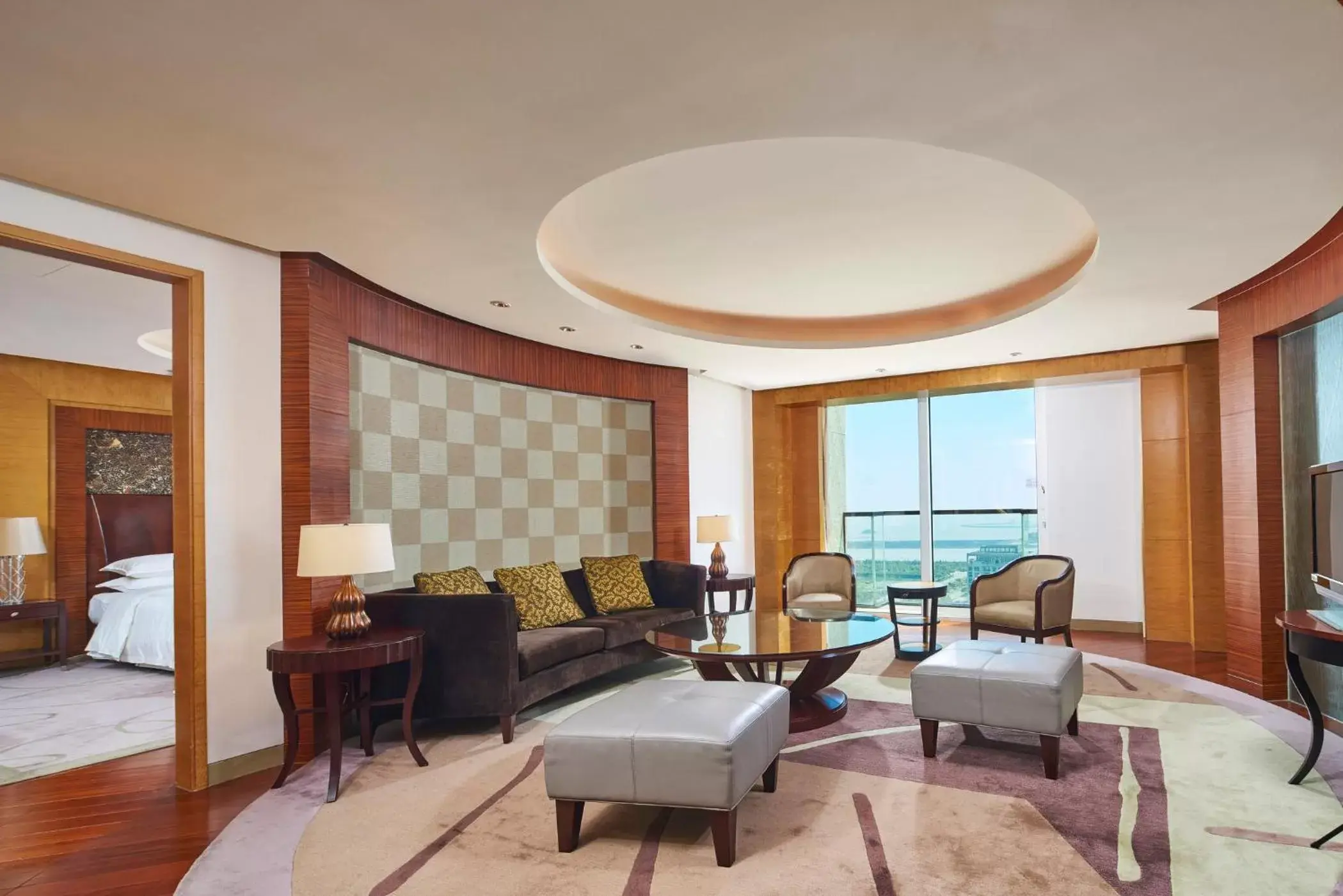 Living room, Seating Area in Sheraton Zhoushan Hotel