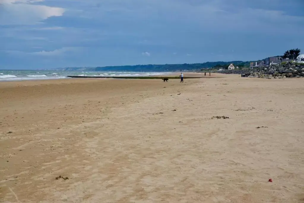 Nearby landmark, Beach in Le Bourg