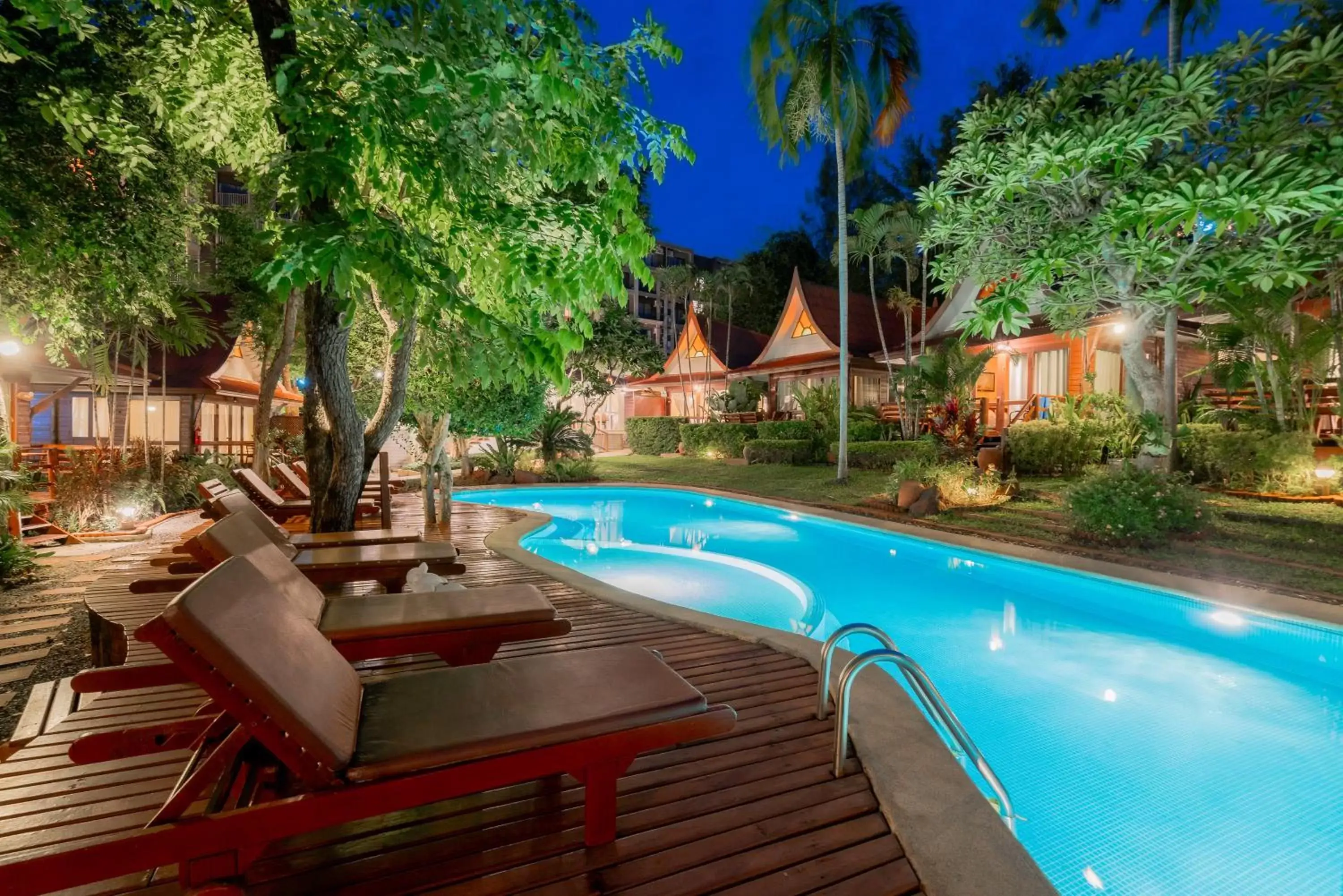 Swimming Pool in Baan Duangkaew Resort