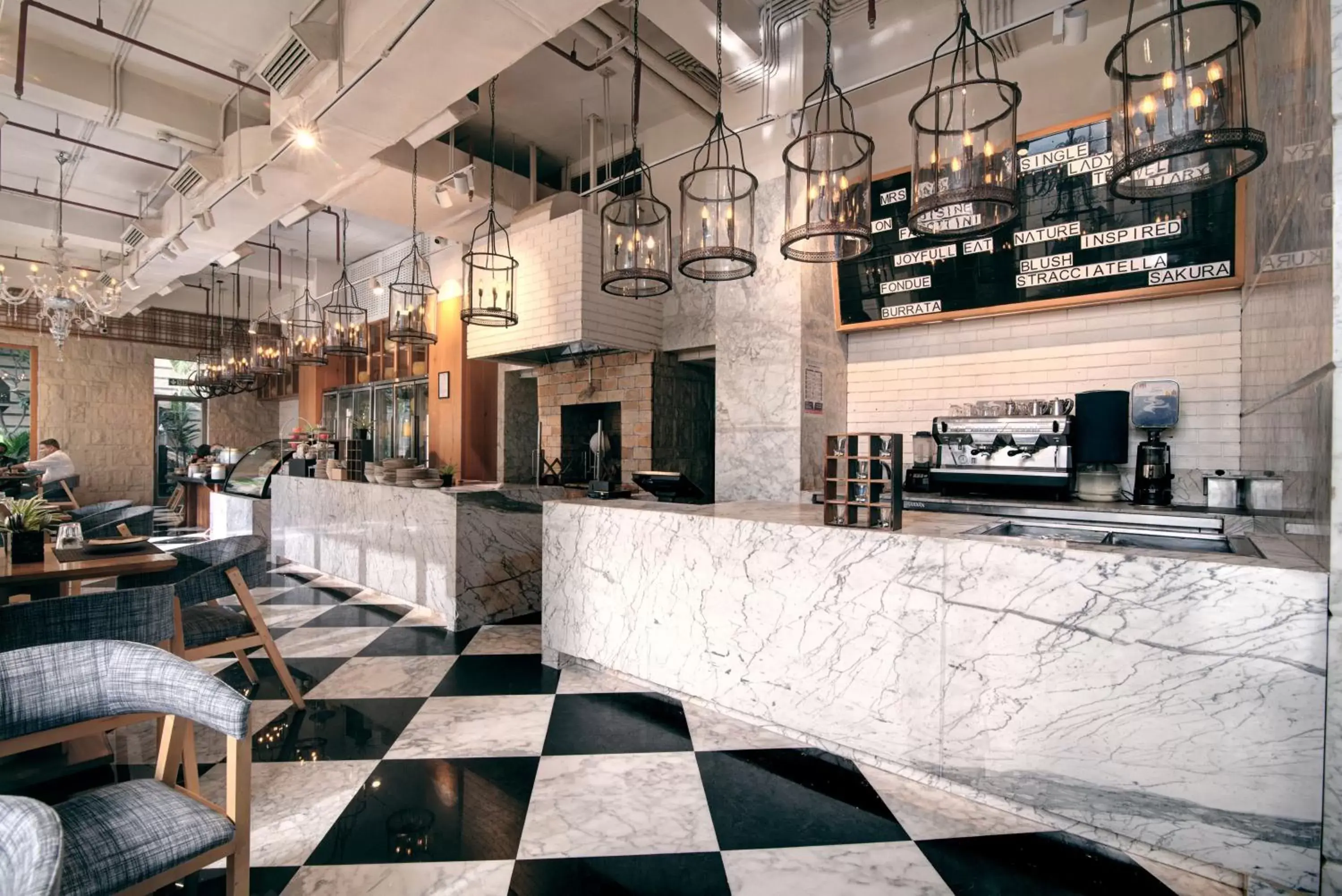 Restaurant/places to eat in Hyatt Ahmedabad Restaurant/places to eat in Hyatt Ahmedabad