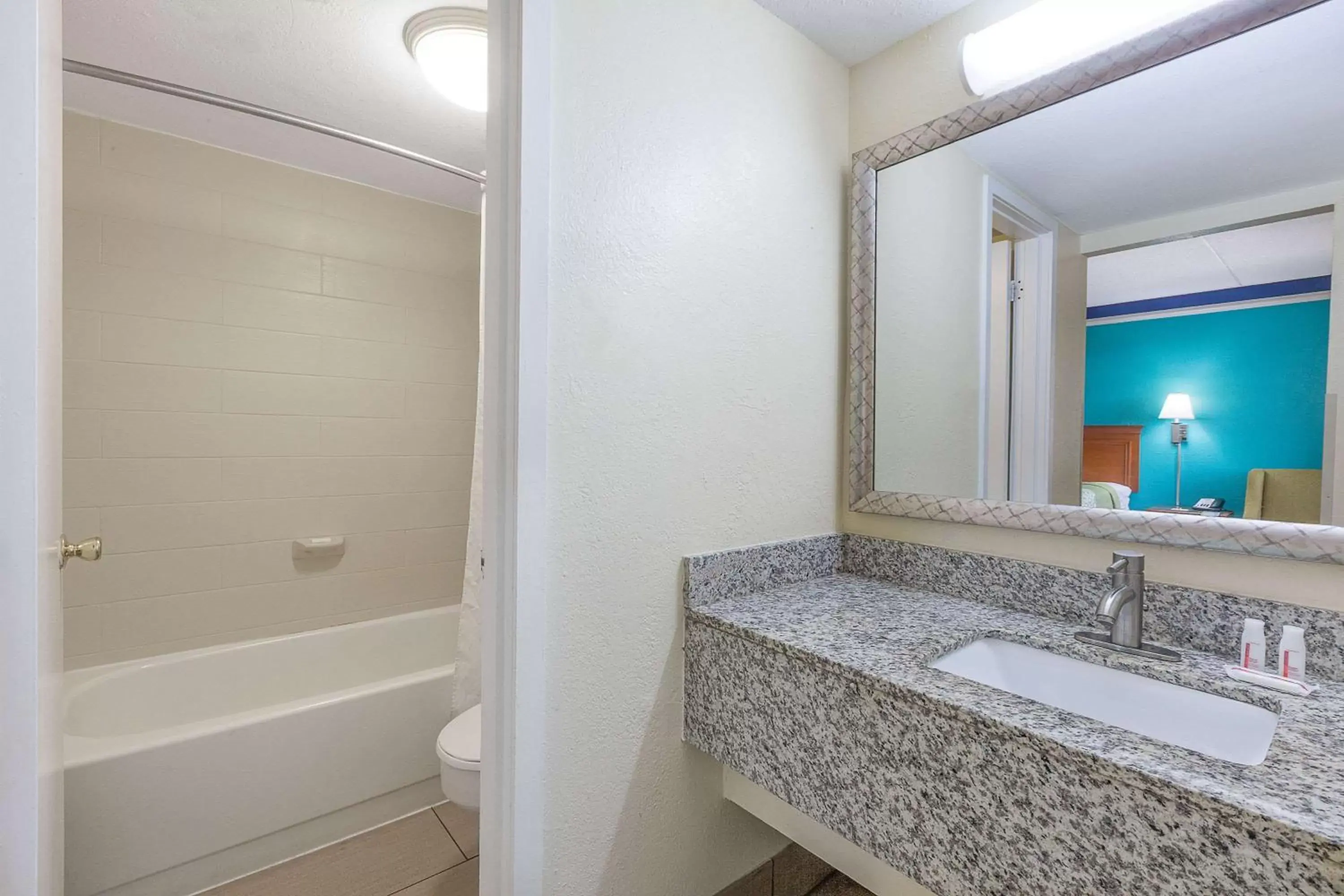 Bathroom in Days Inn by Wyndham Little Rock/Medical Center