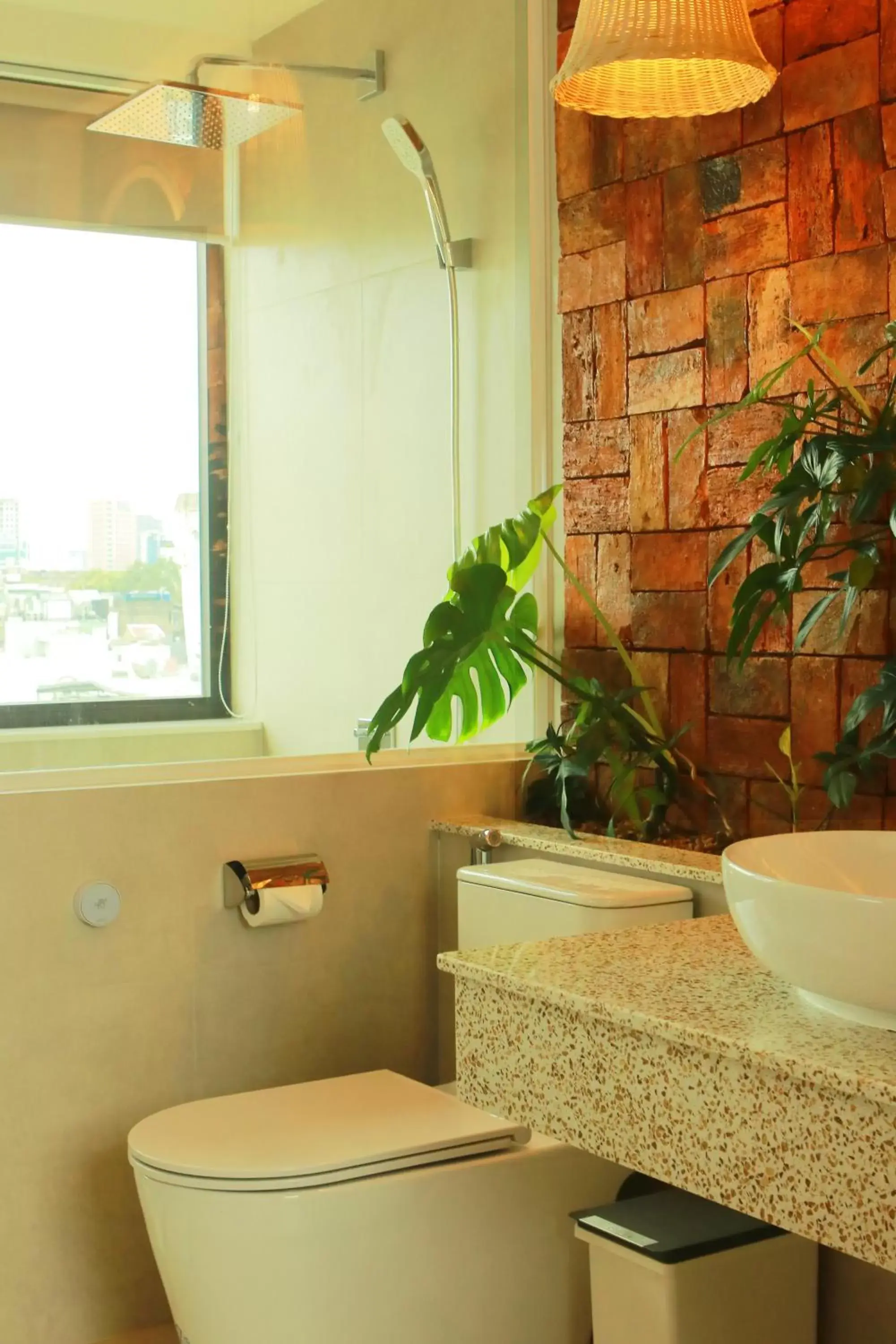 Bathroom in Duc Vuong Saigon Hotel - Bui Vien