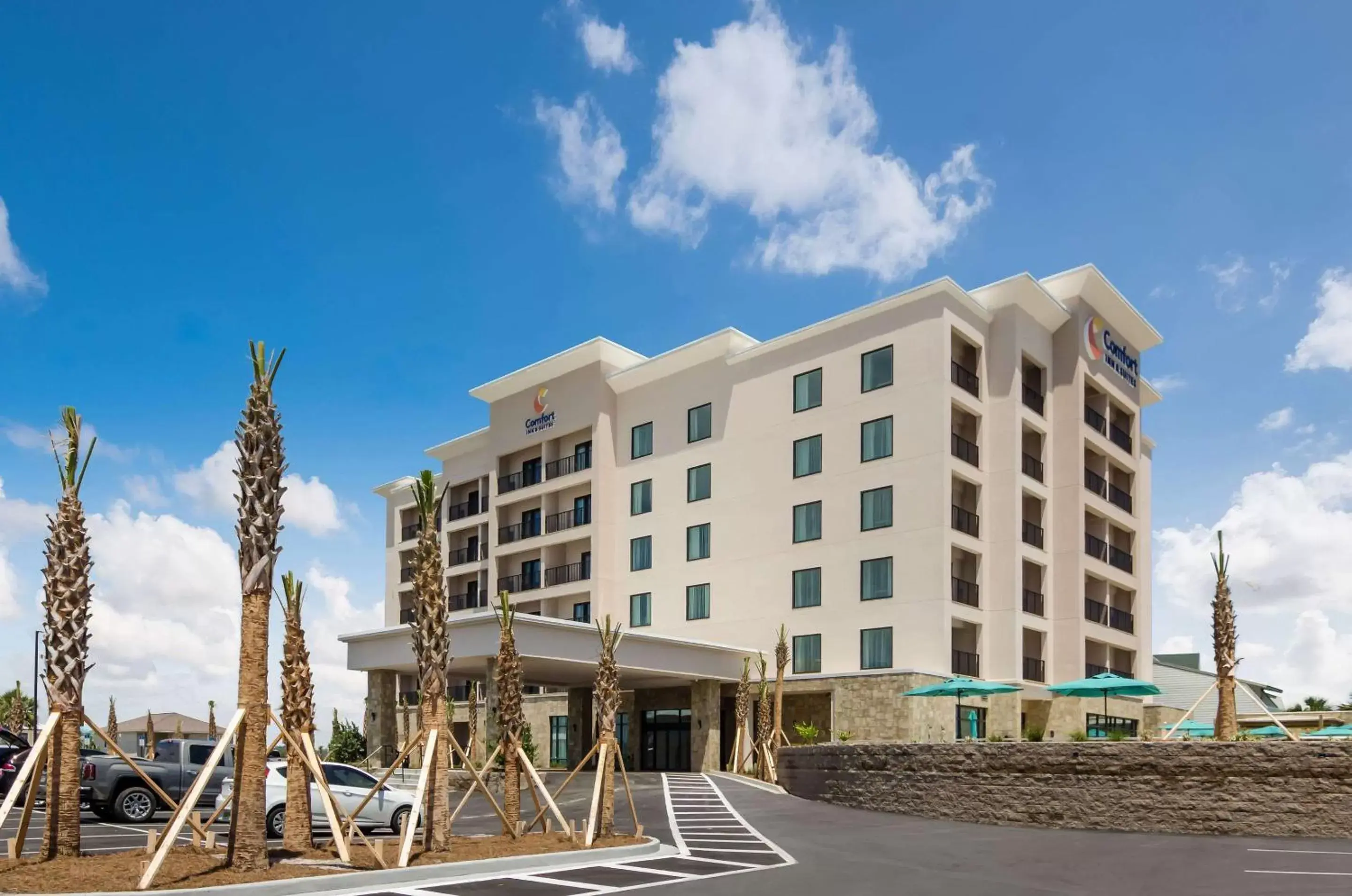 Property Building in Comfort Inn & Suites Gulf Shores East Beach near Gulf State Park