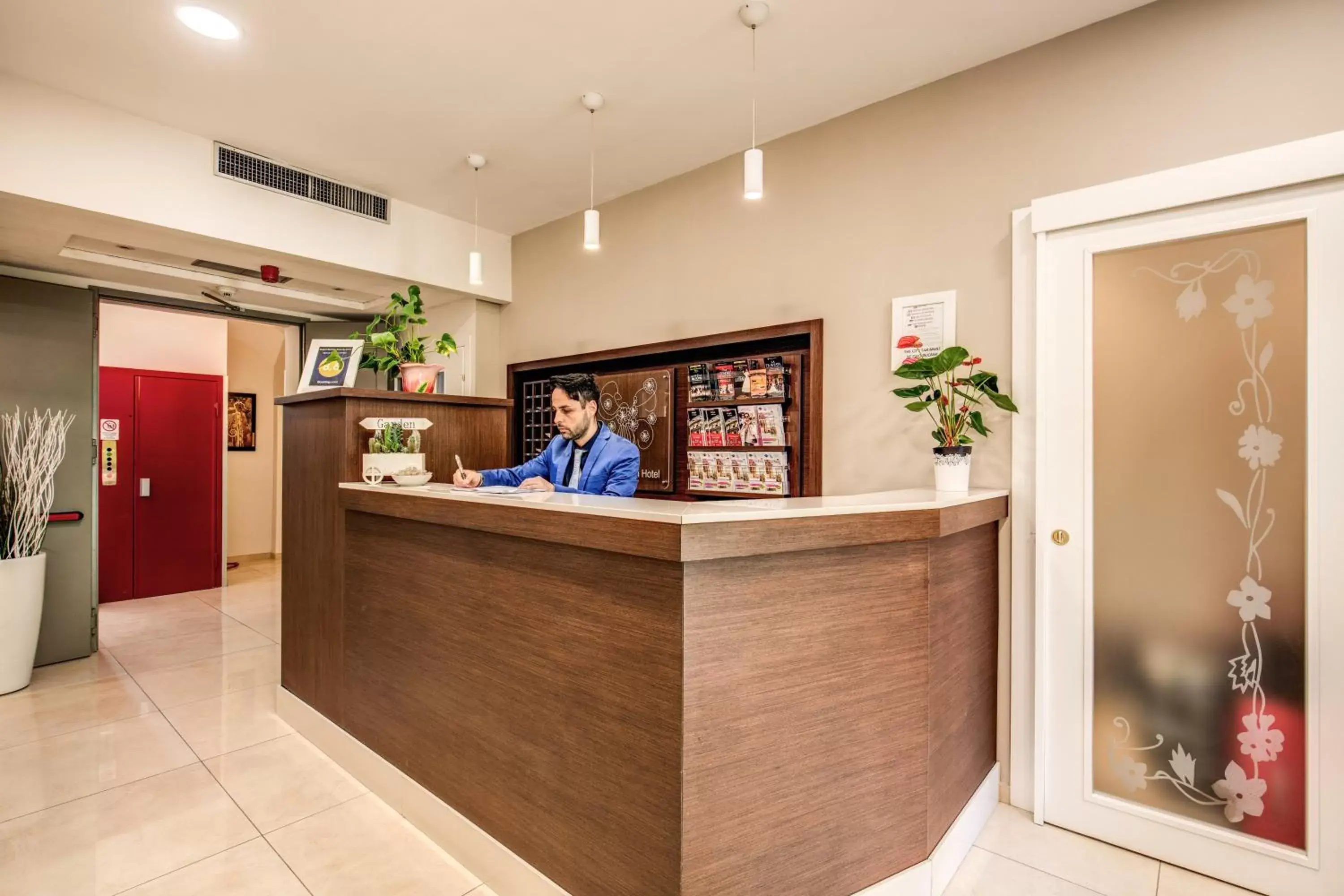 Lobby or reception in Rome Garden Hotel Lobby or reception in Rome Garden Hotel