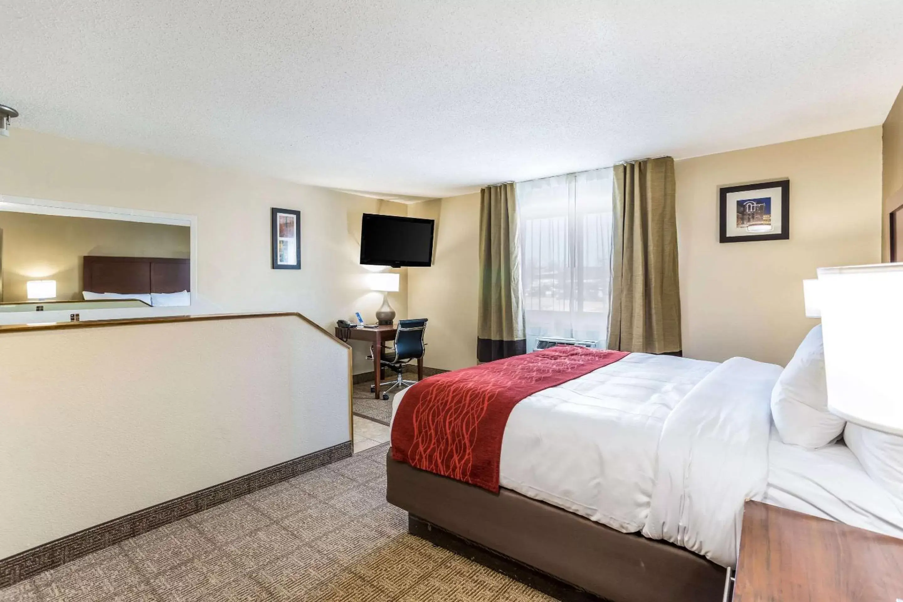 Photo of the whole room, Bed in Comfort Inn Photo of the whole room, Bed in Comfort Inn