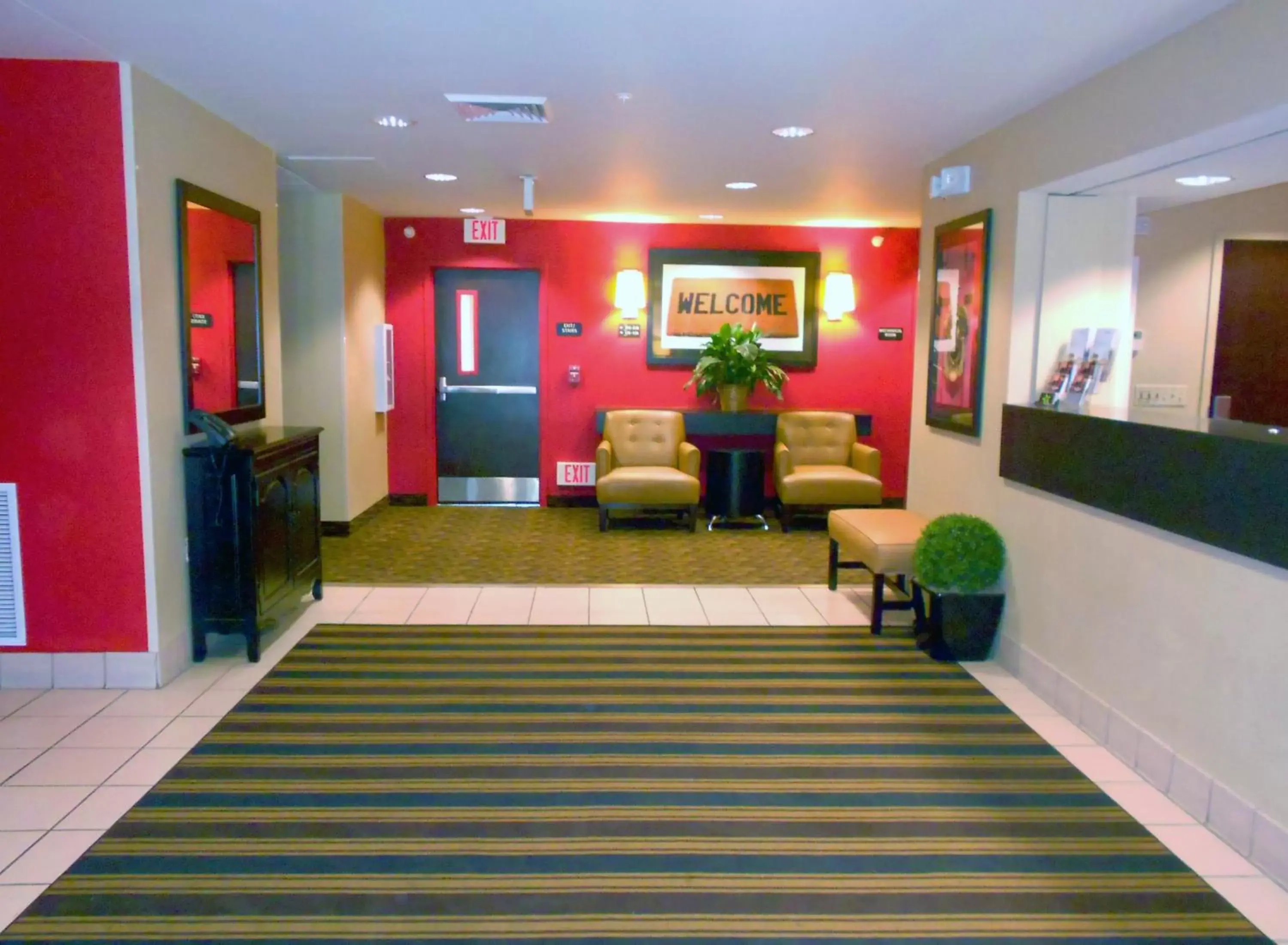 Lobby or reception, Lobby/Reception in Extended Stay America Suites - Champaign - Urbana