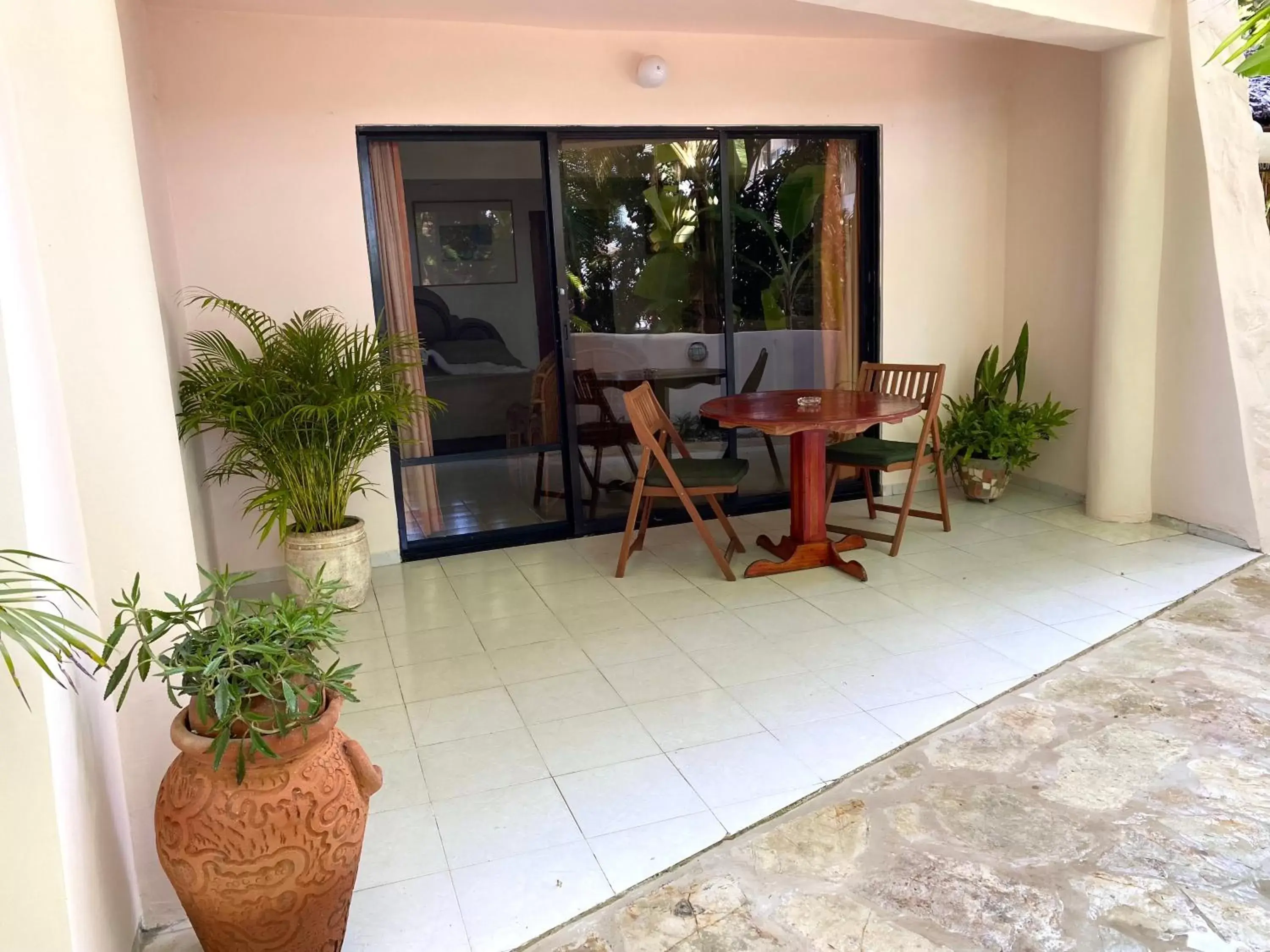 Patio in Hotel Alegria