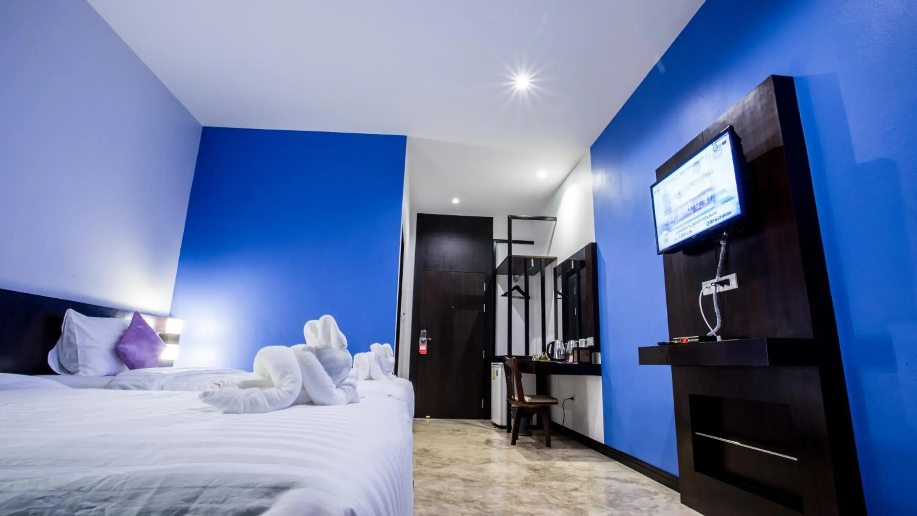 Property building, Bed in Aziss Boutique Hotel (SHA Extra Plus)