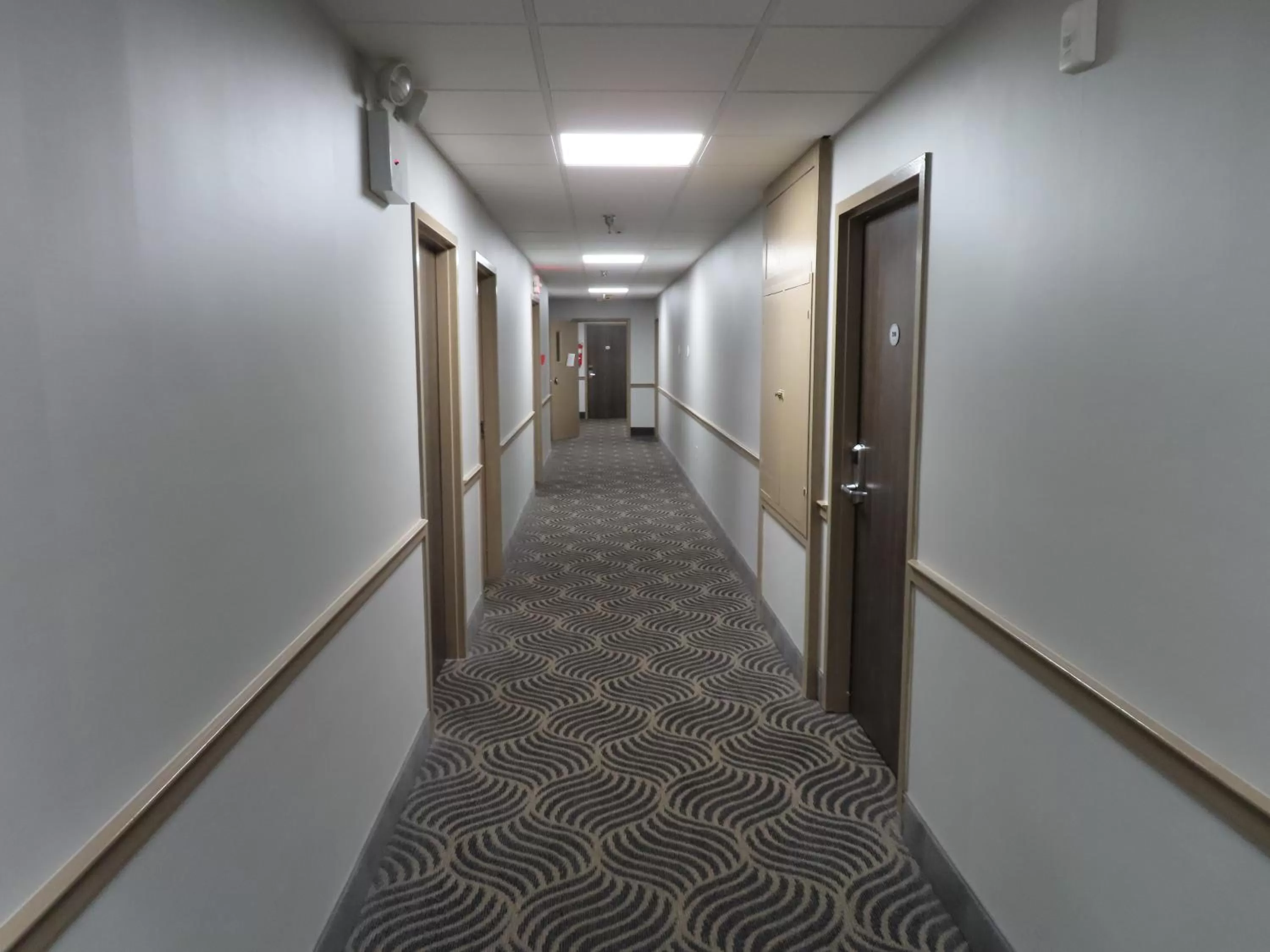 Property building in St Charles Hotel Downtown Hudson