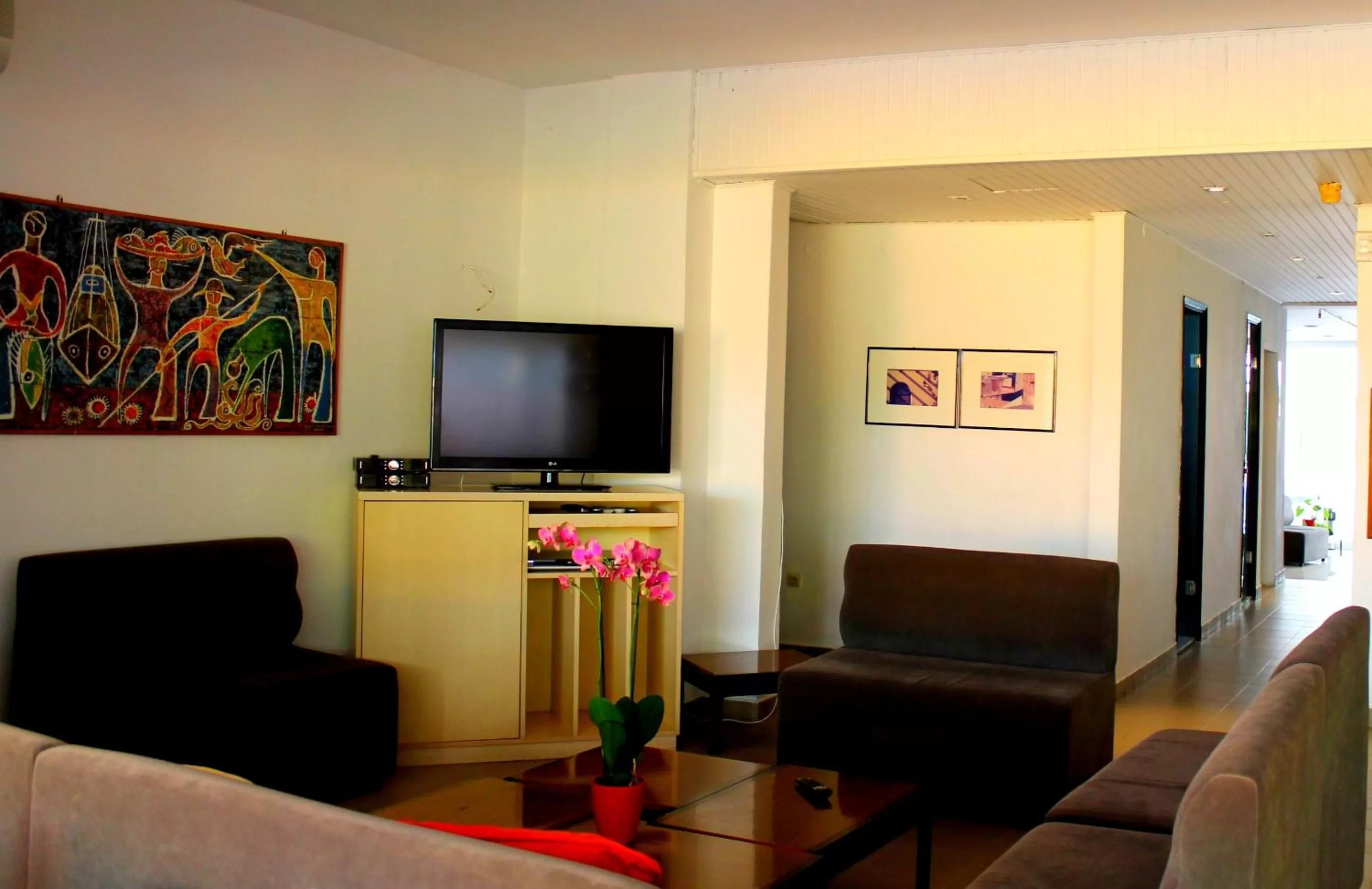 Lounge or bar in Savoy City Hotel