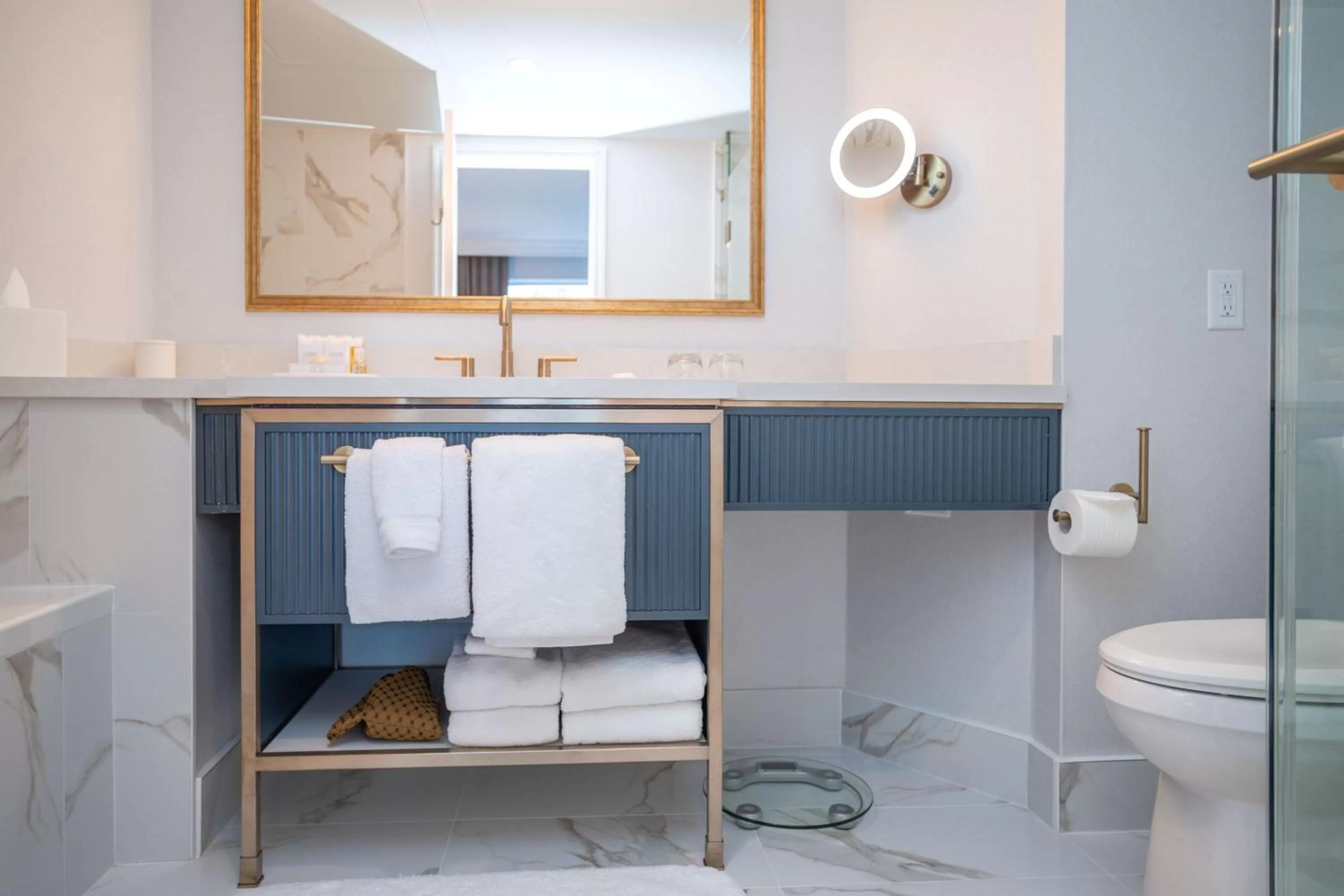 Bathroom in The Sutton Place Hotel Vancouver