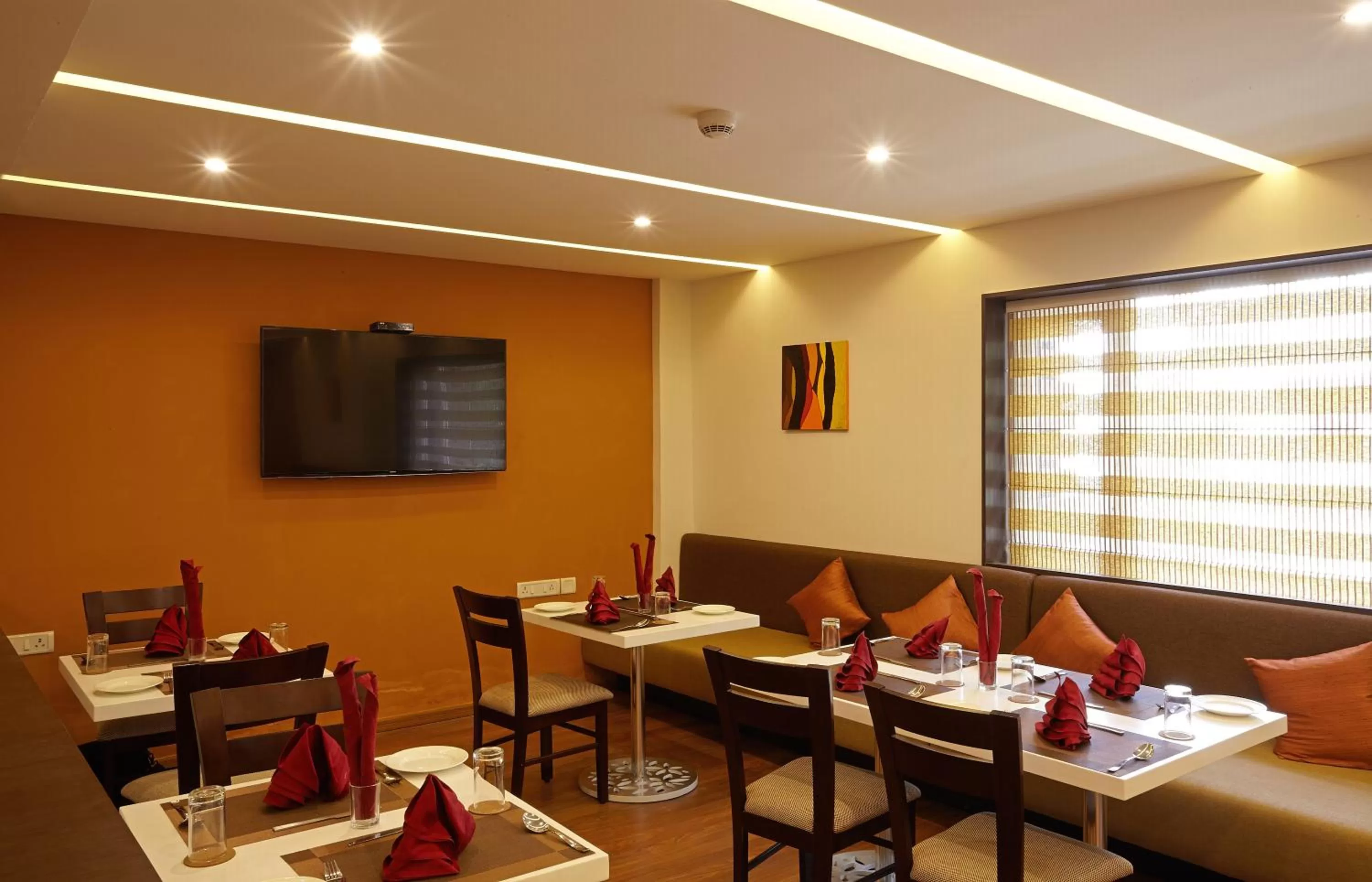 Restaurant/places to eat in Golden Fruits Business Suites