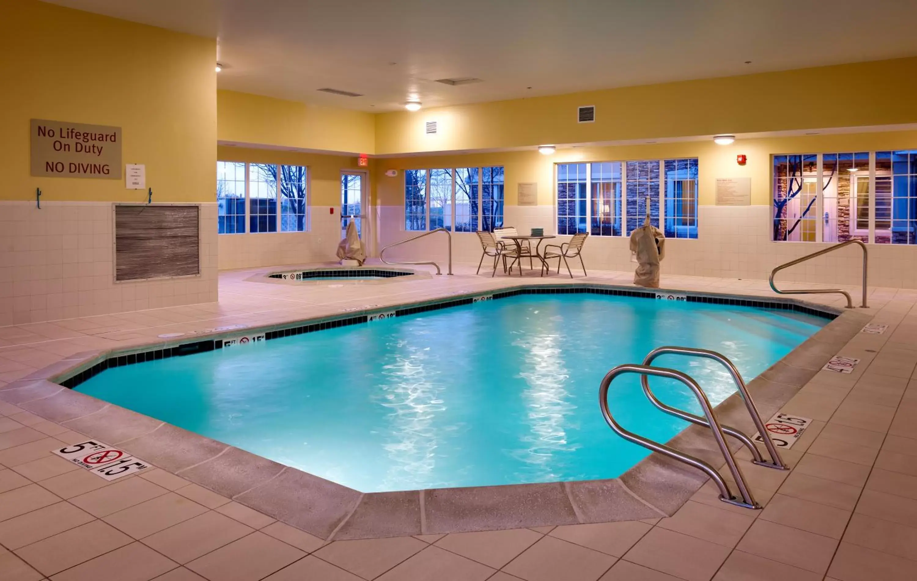 Swimming Pool in TownePlace Suites Boise West / Meridian