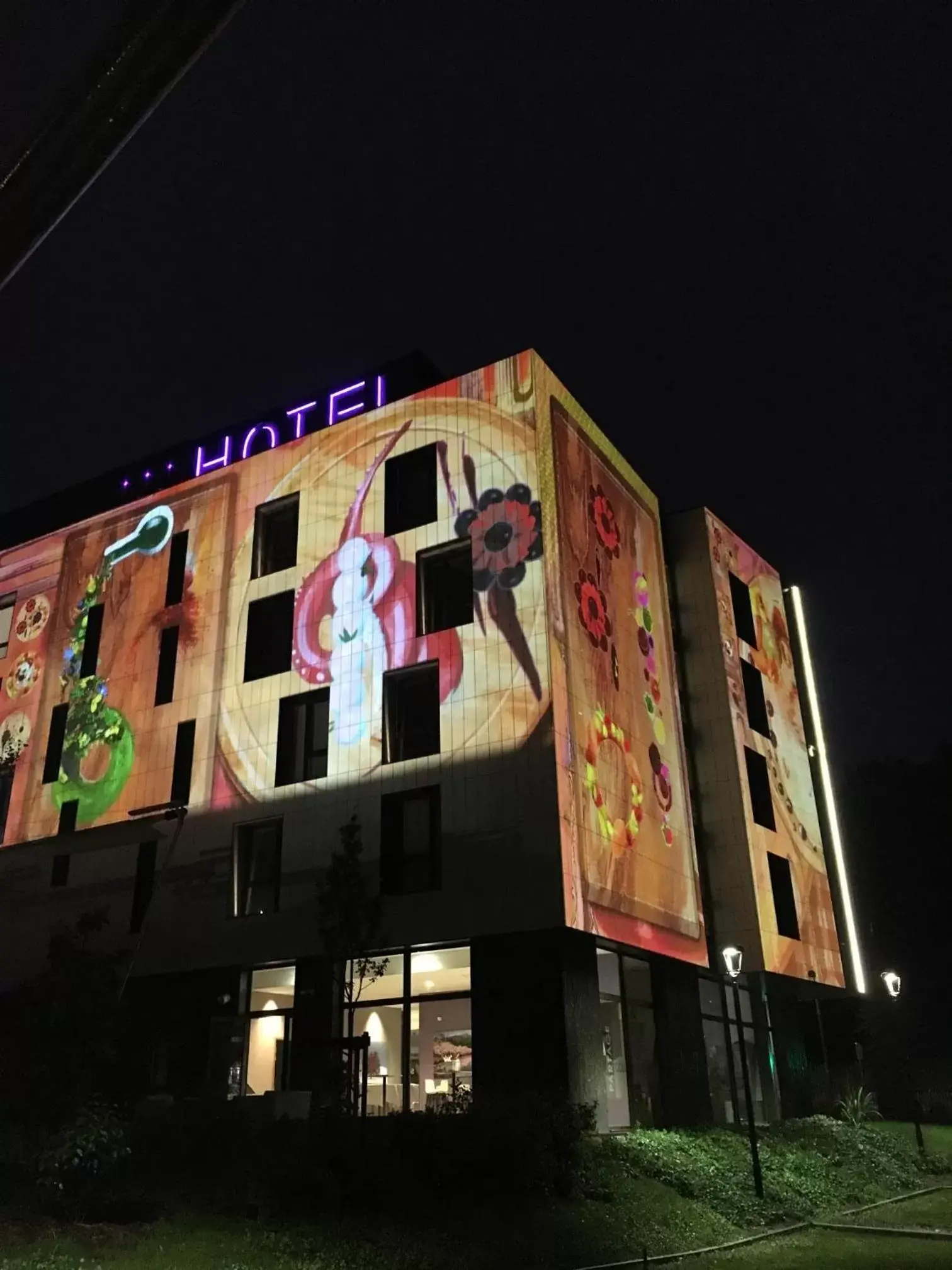 Facade/entrance, Property Building in Hotel ParkSaône