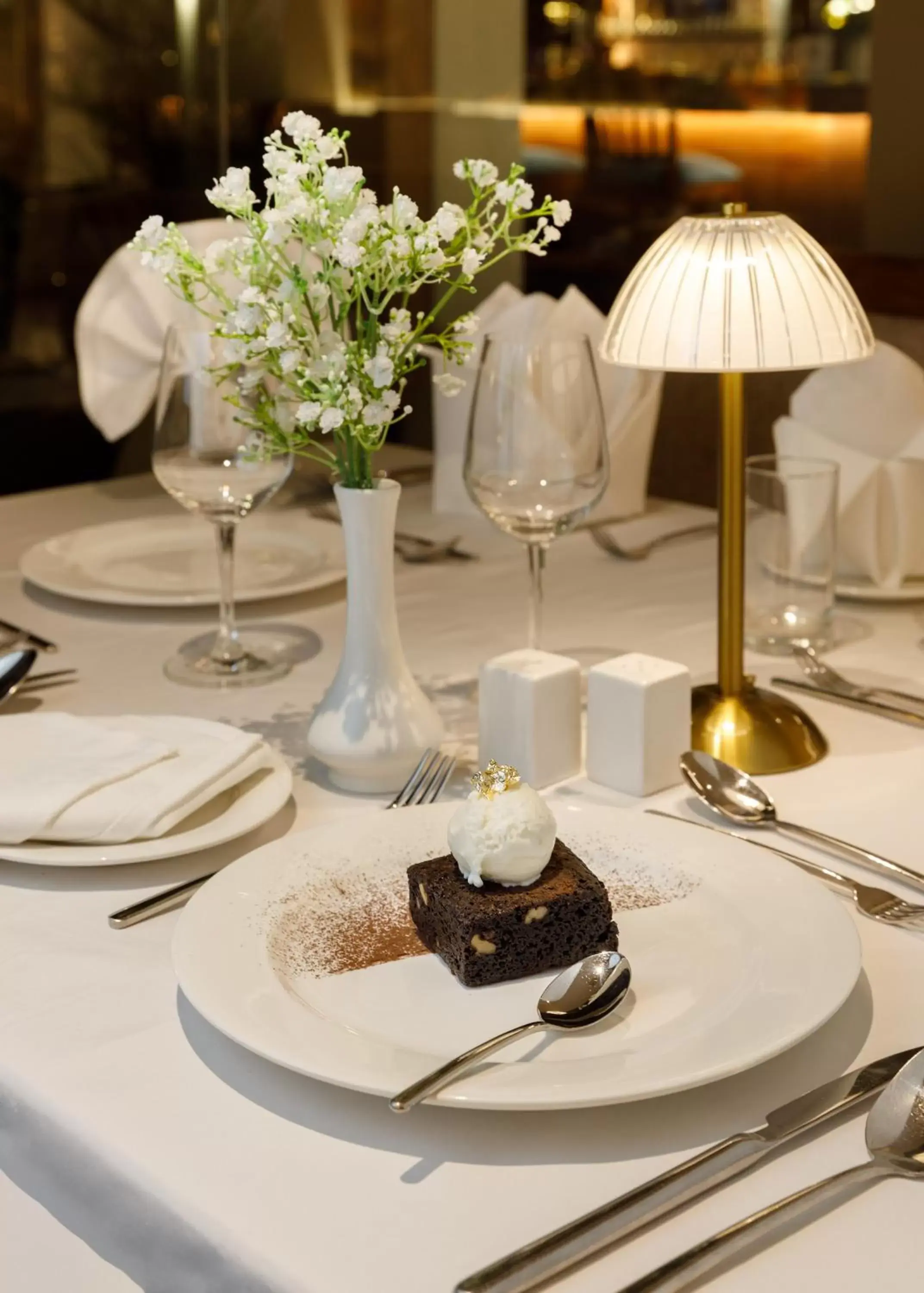 Restaurant/places to eat in Hotel Thrive, A Tropical Courtyard Restaurant/places to eat in Hotel Thrive, A Tropical Courtyard