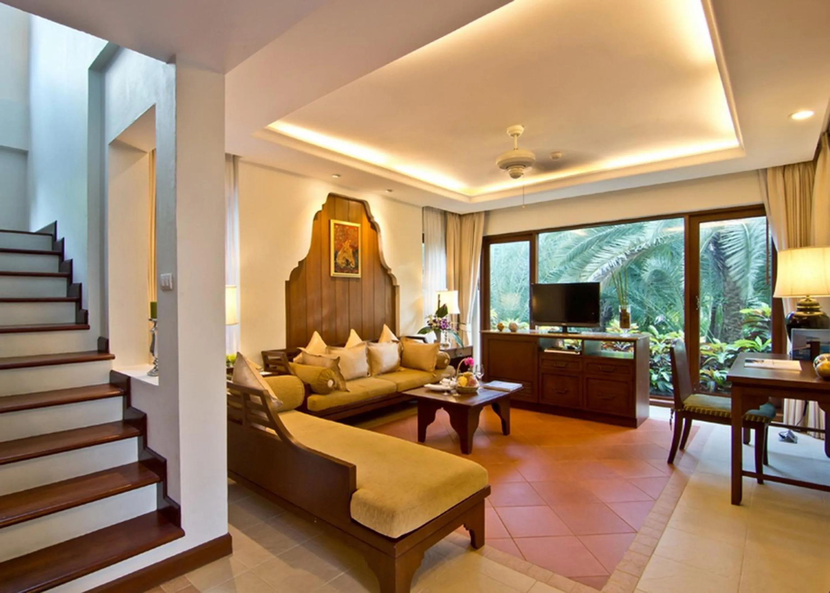 Living room in Ravindra Beach Resort & Spa - SHA Extra Plus