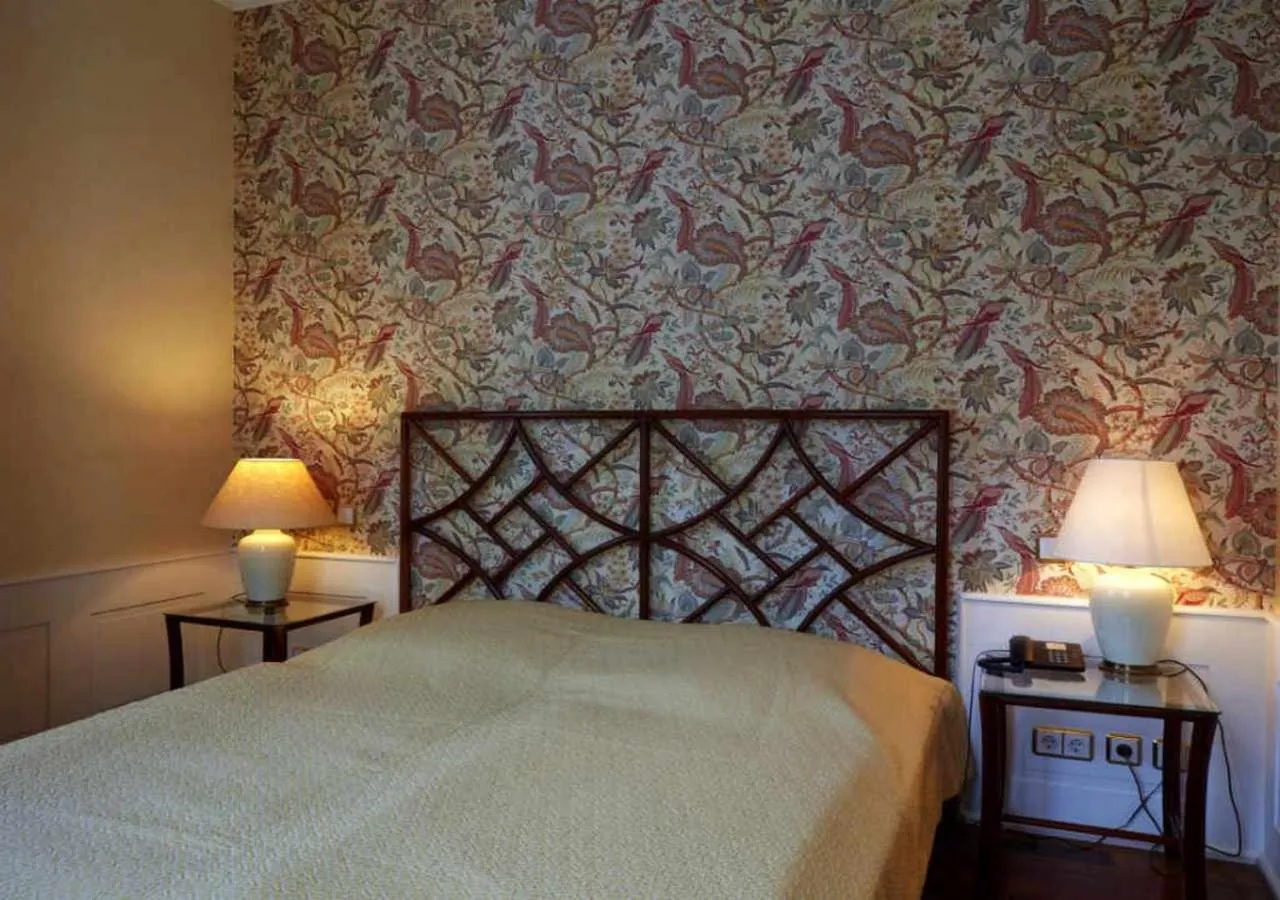 Bedroom, Bed in Hotel Snorrenburg GmbH