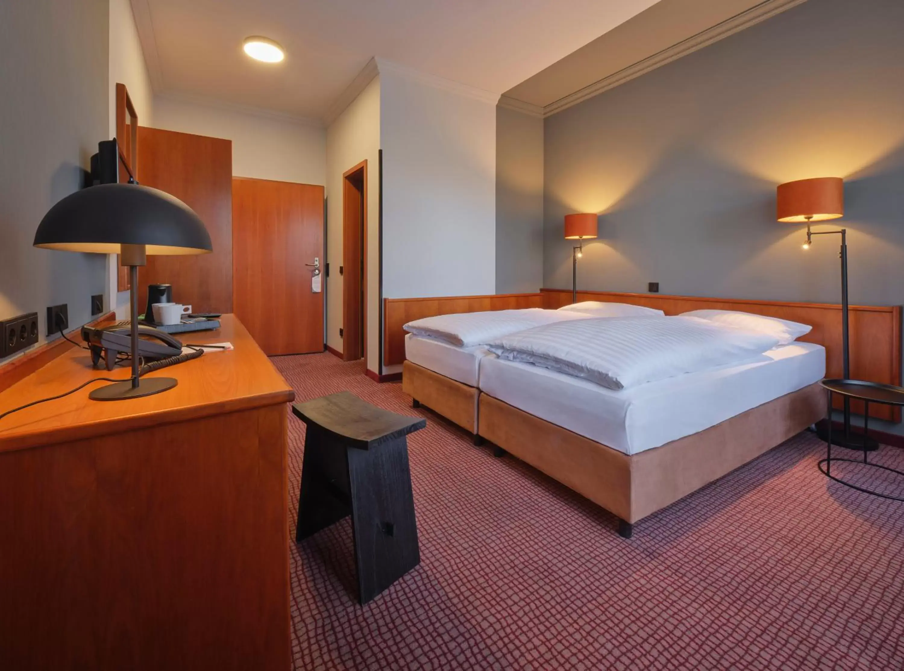 Photo of the whole room, Bed in Classik Hotel Magdeburg