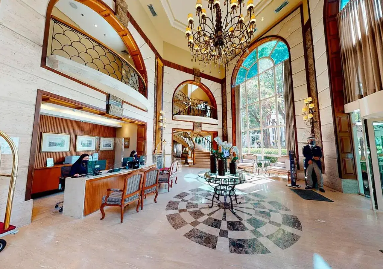 Facade/entrance in Gran Estanplaza Berrini Facade/entrance in Gran Estanplaza Berrini