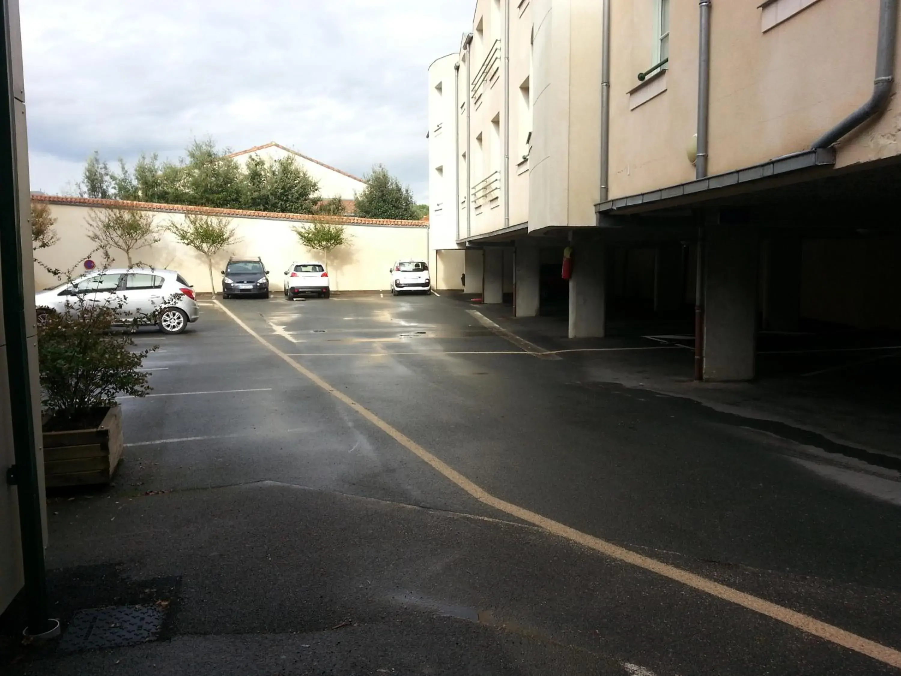 Parking, Property Building in Logis Le Fontarabie
