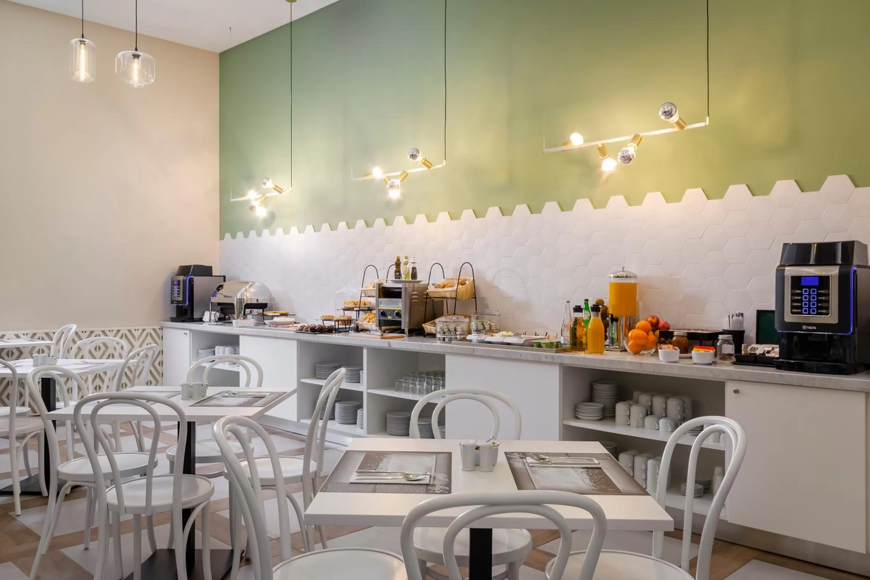 Continental breakfast in EXE Wellington