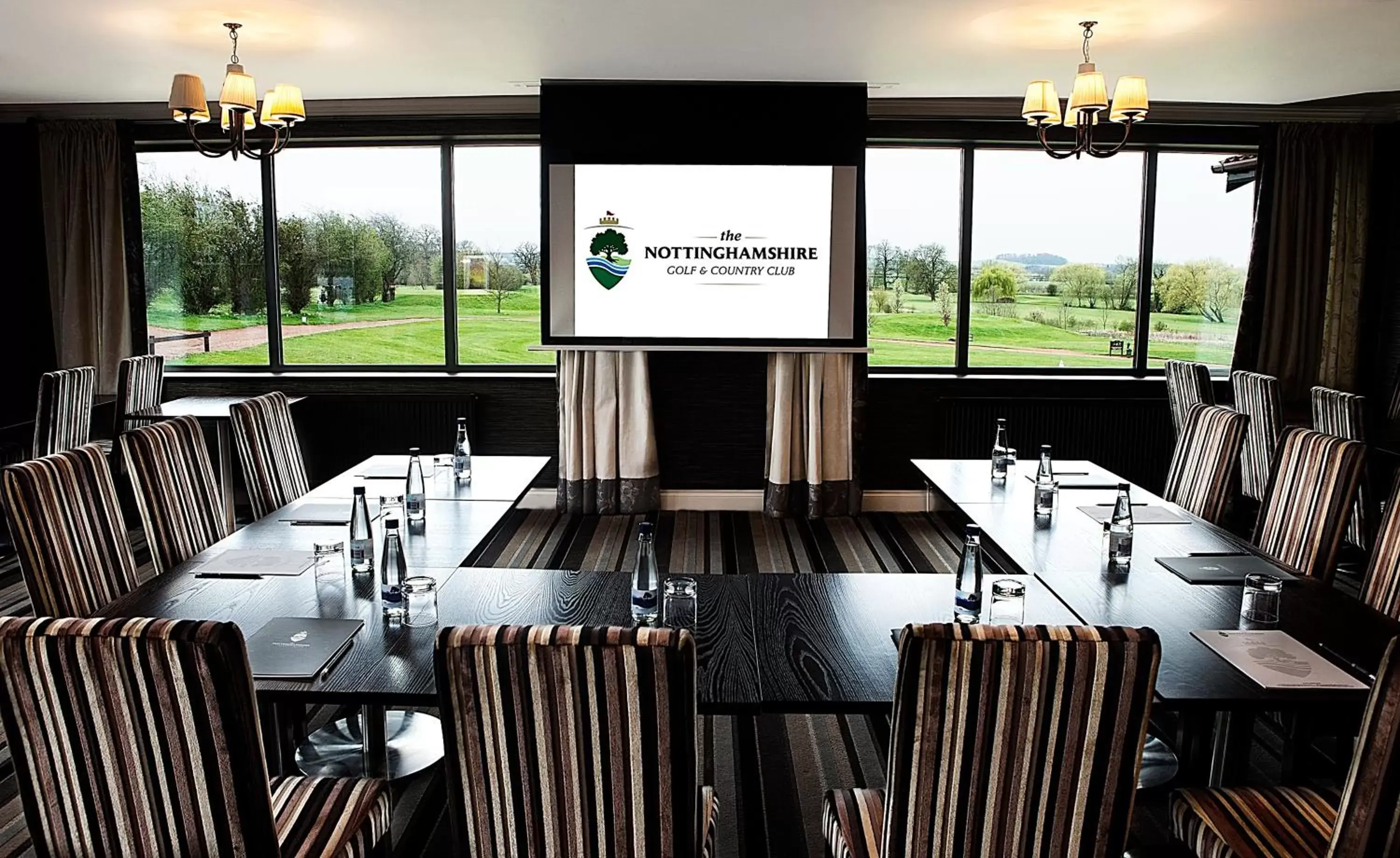 On-site shops, Restaurant/Places to Eat in The Residence Hotel at The Nottinghamshire Golf & Country Club