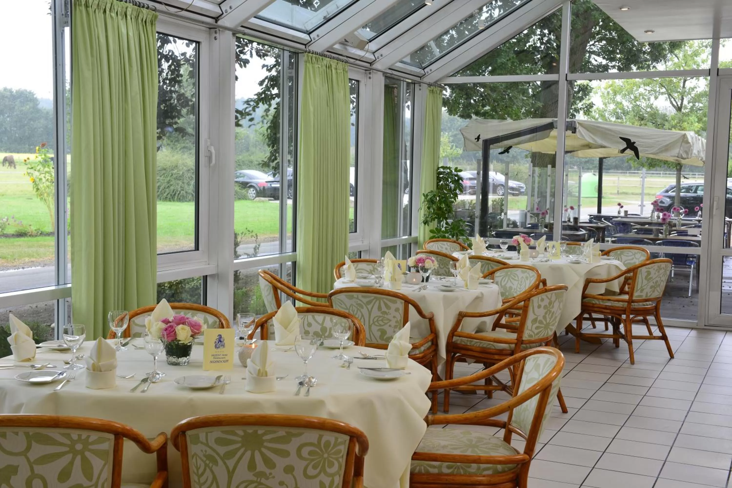 Restaurant/places to eat in Akzent Hotel Haus Surendorff