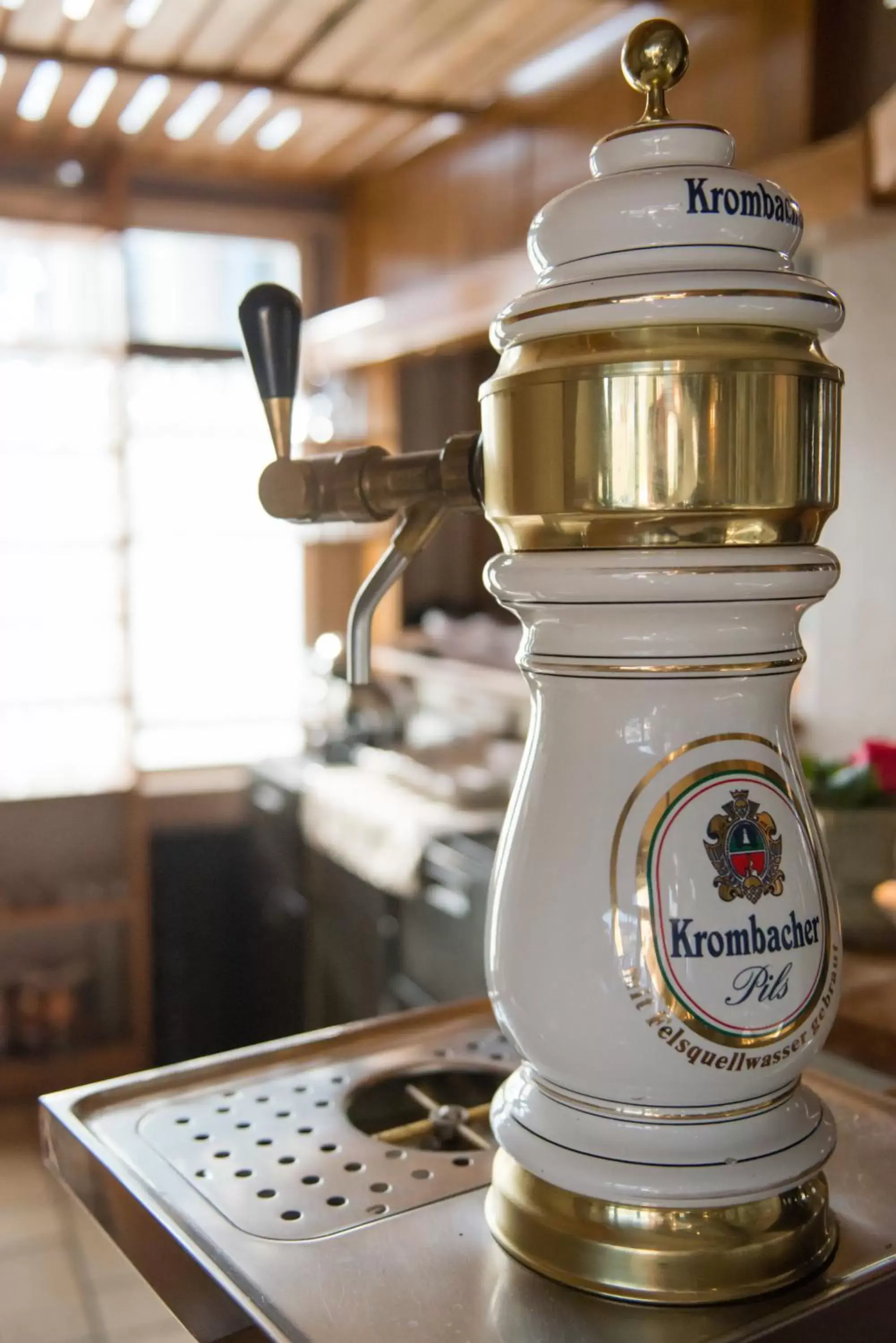 Decorative detail, Kitchen/Kitchenette in The Originals City, Hôtel de la Balance, Montbéliard