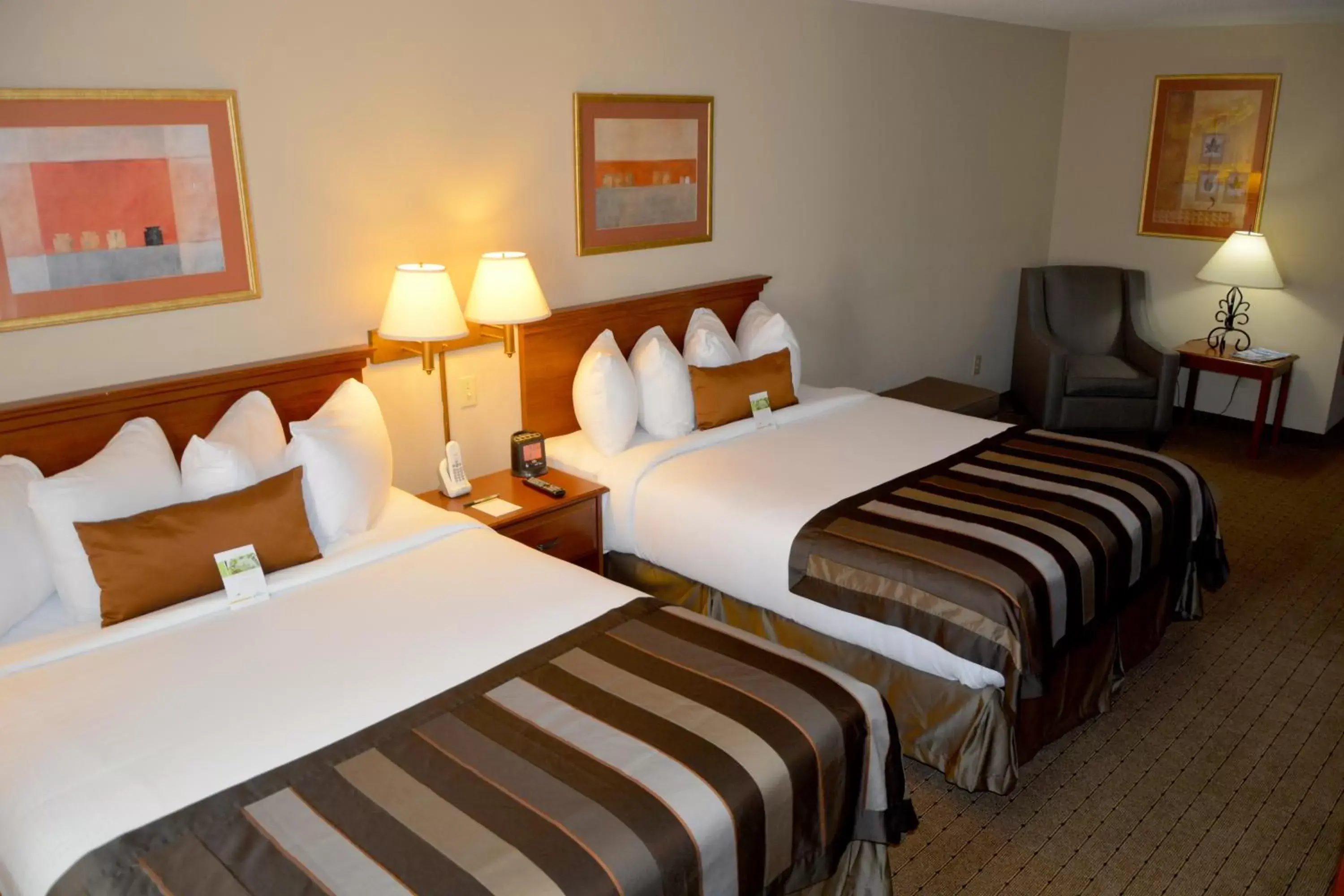 Photo of the whole room, Bed in Wingate by Wyndham West Monroe Photo of the whole room, Bed in Wingate by Wyndham West Monroe